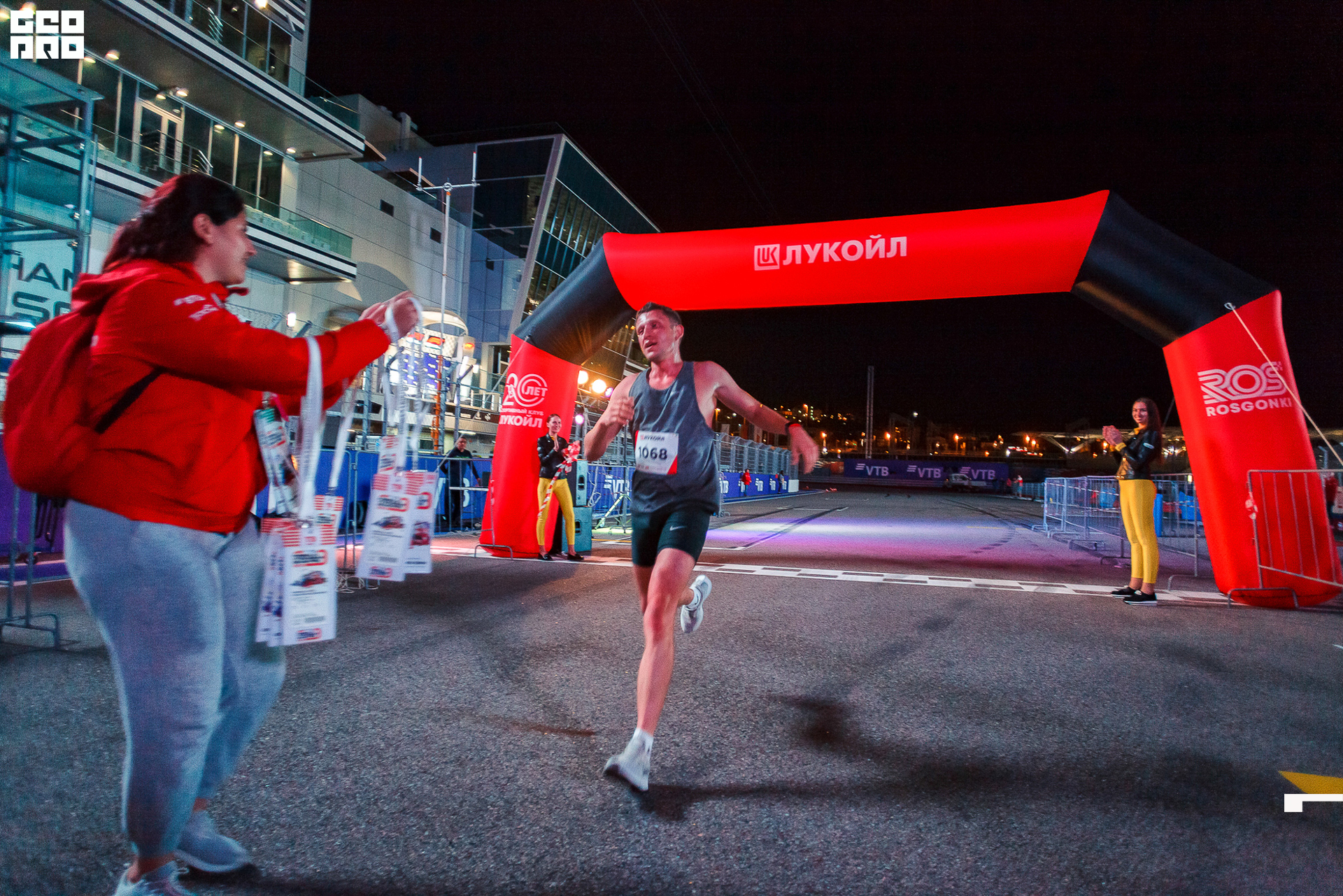 28_09_19 ночной забег лукойл_532.jpg