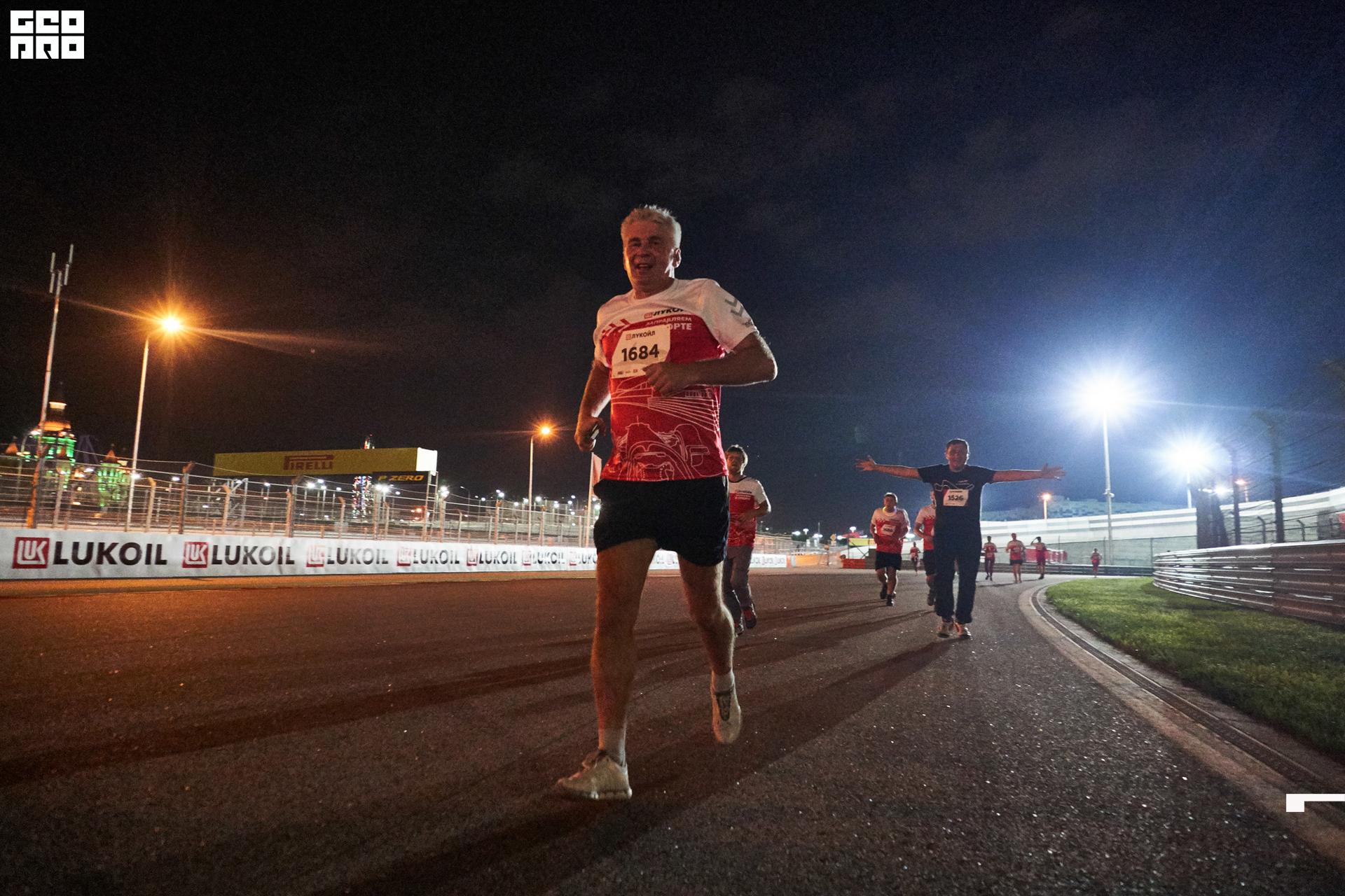 28_09_19 ночной забег лукойл_509.jpg