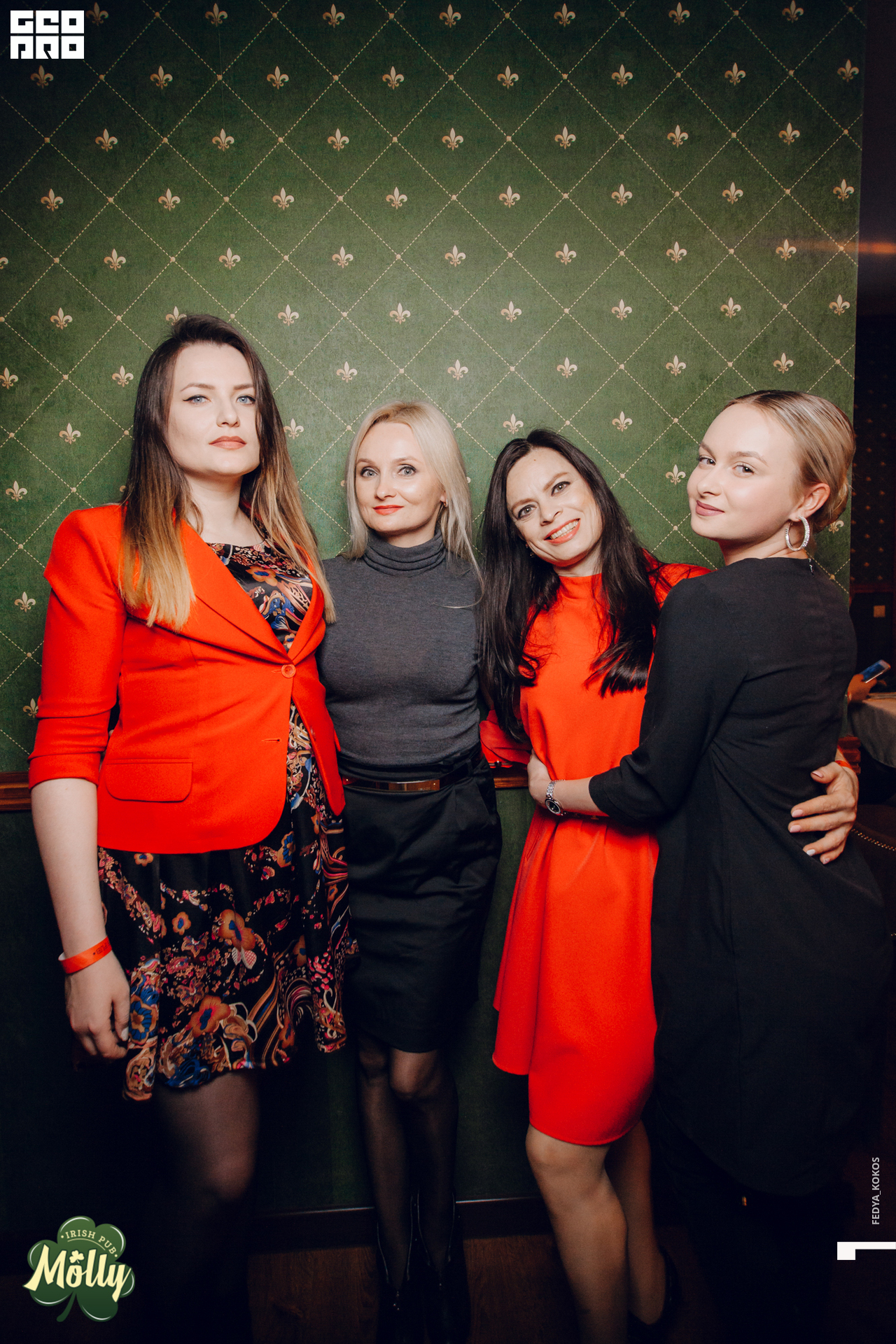 19-10-04 23-41-35.jpg