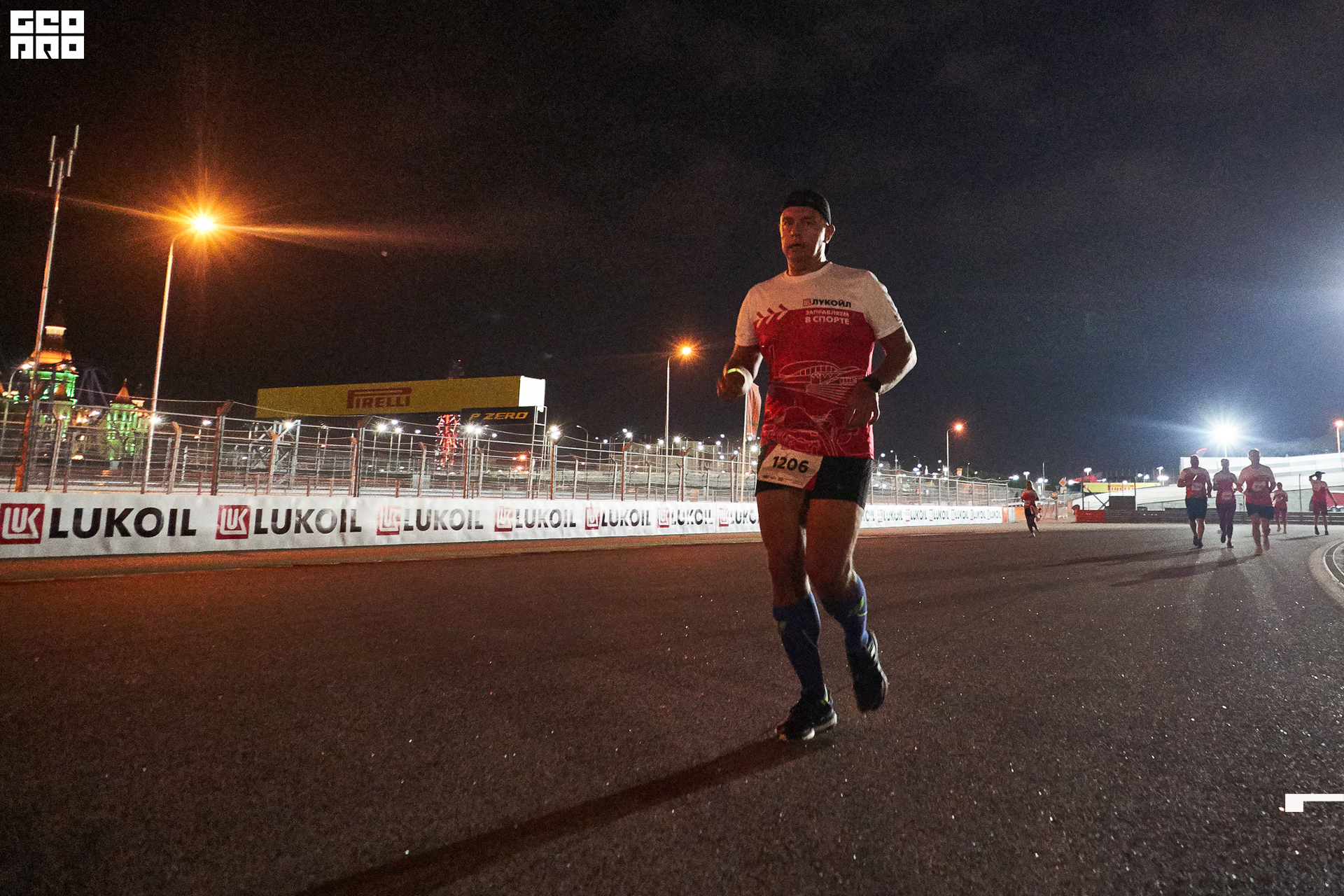 28_09_19 ночной забег лукойл_512.jpg