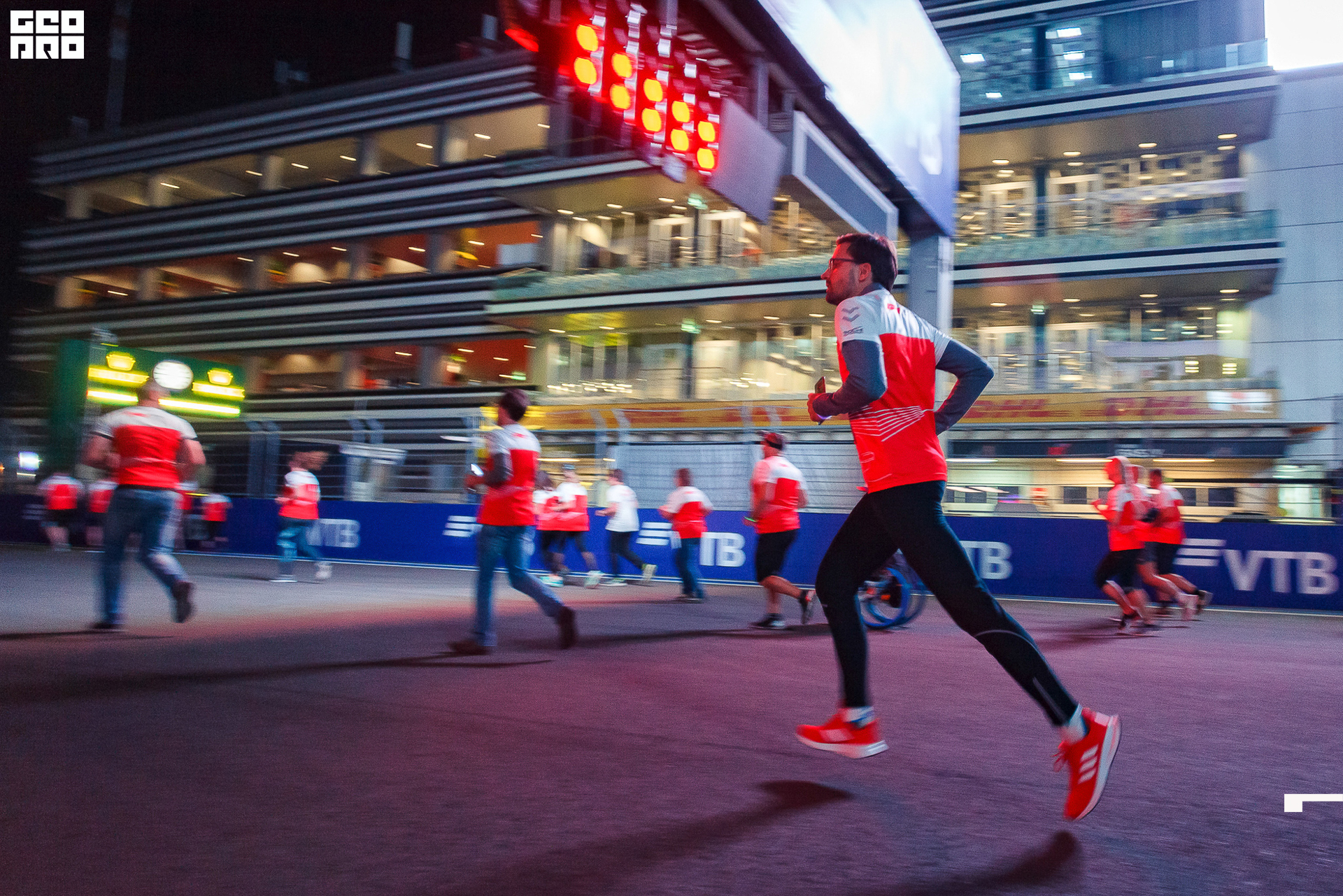28_09_19 ночной забег лукойл_237.jpg