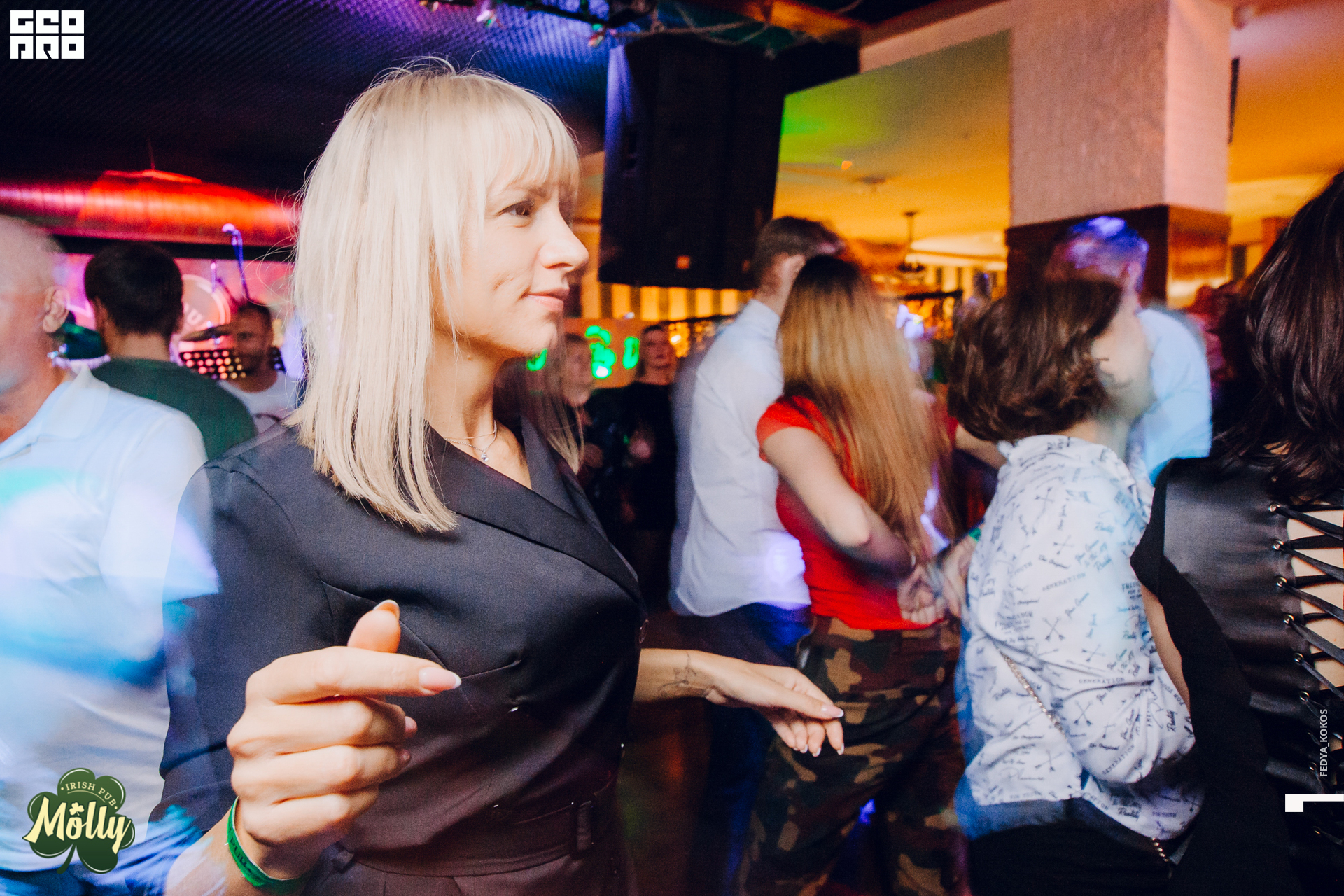 19-10-04 23-56-35.jpg