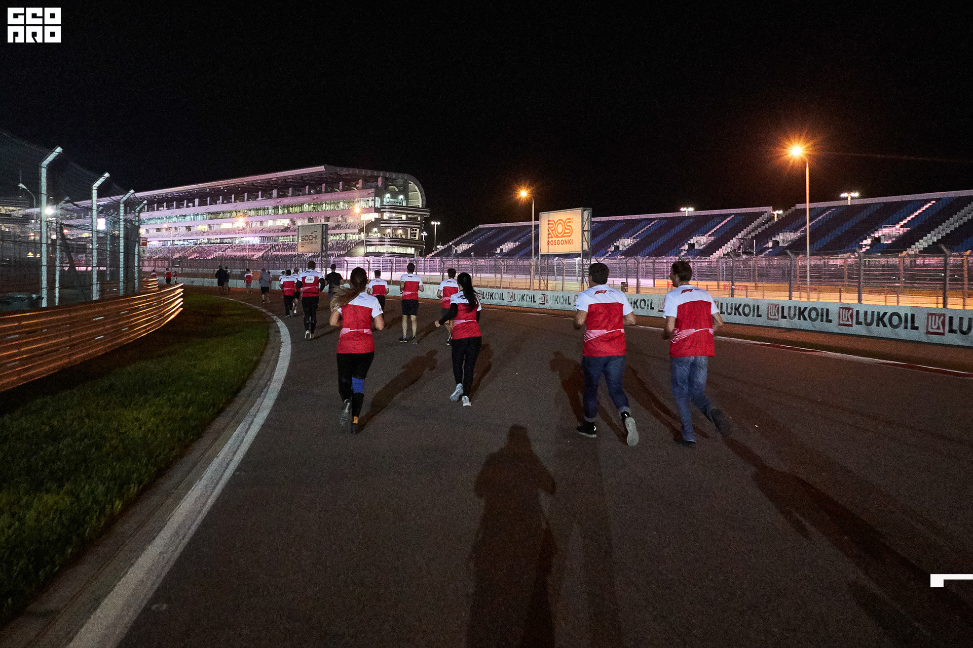 28_09_19 ночной забег лукойл_516.jpg