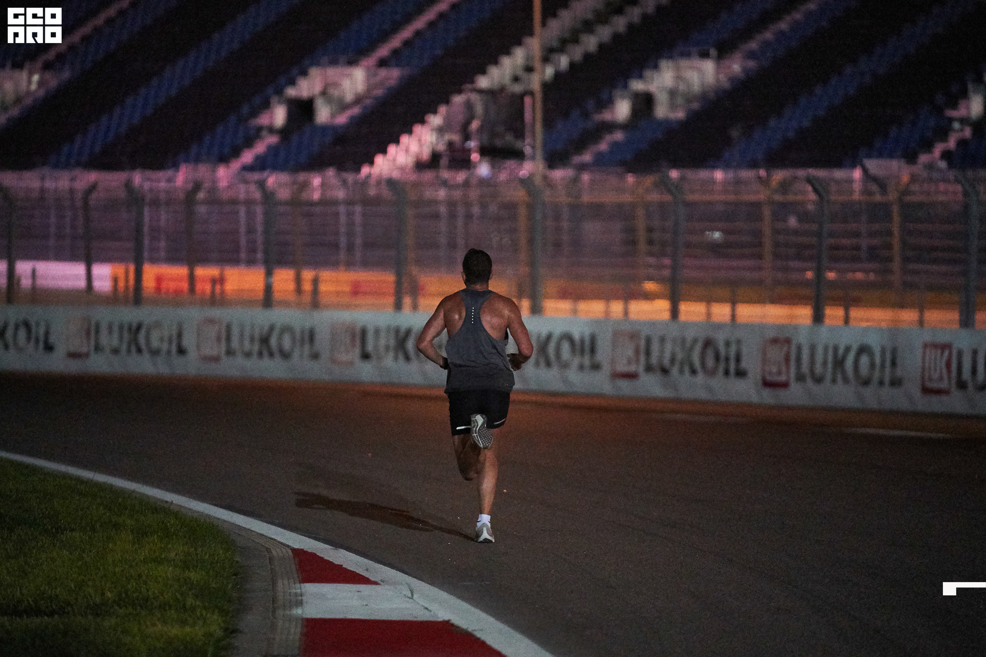 28_09_19 ночной забег лукойл_299.jpg