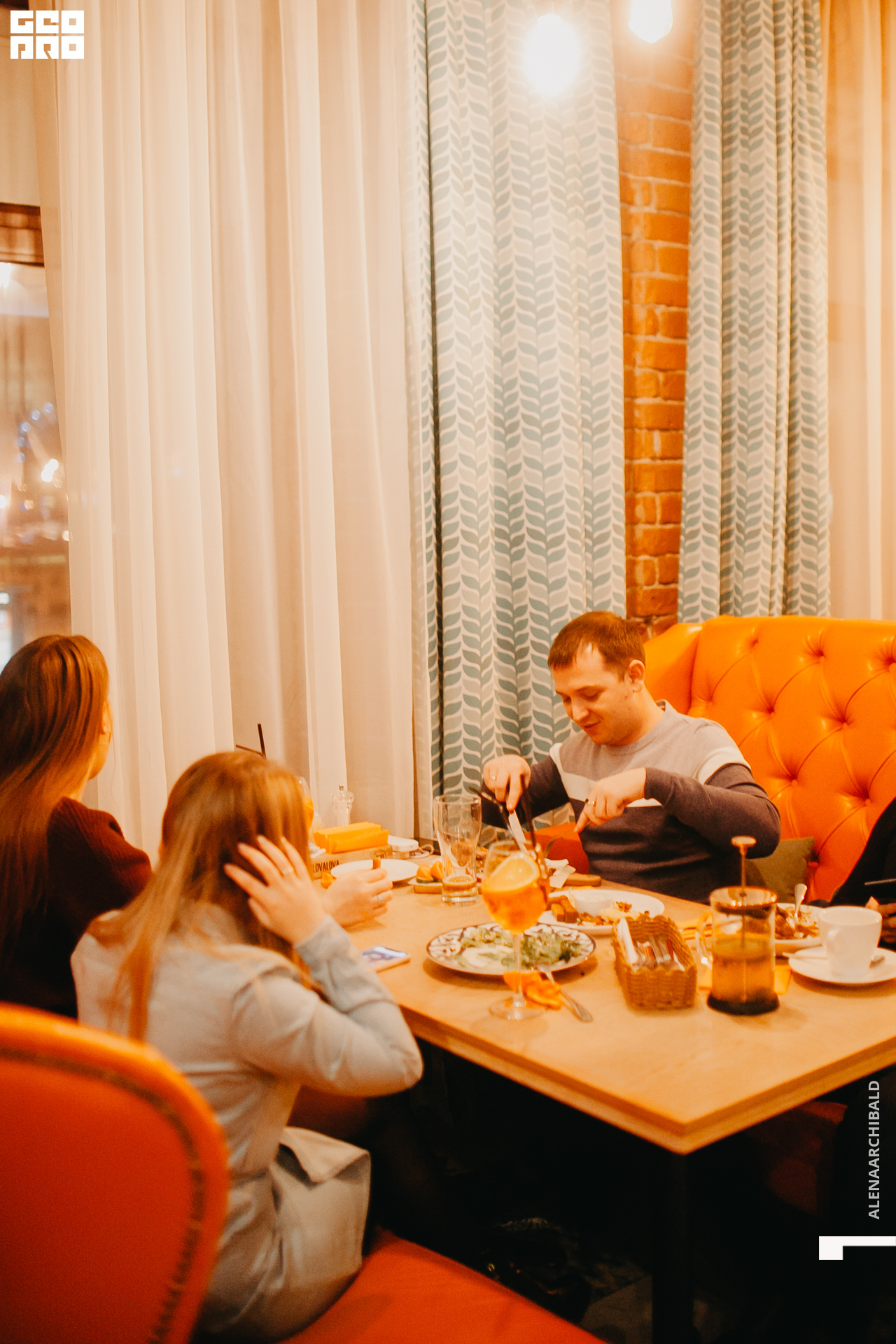 2020-02-14 20-00-09_alenaarchibald_0113.jpg