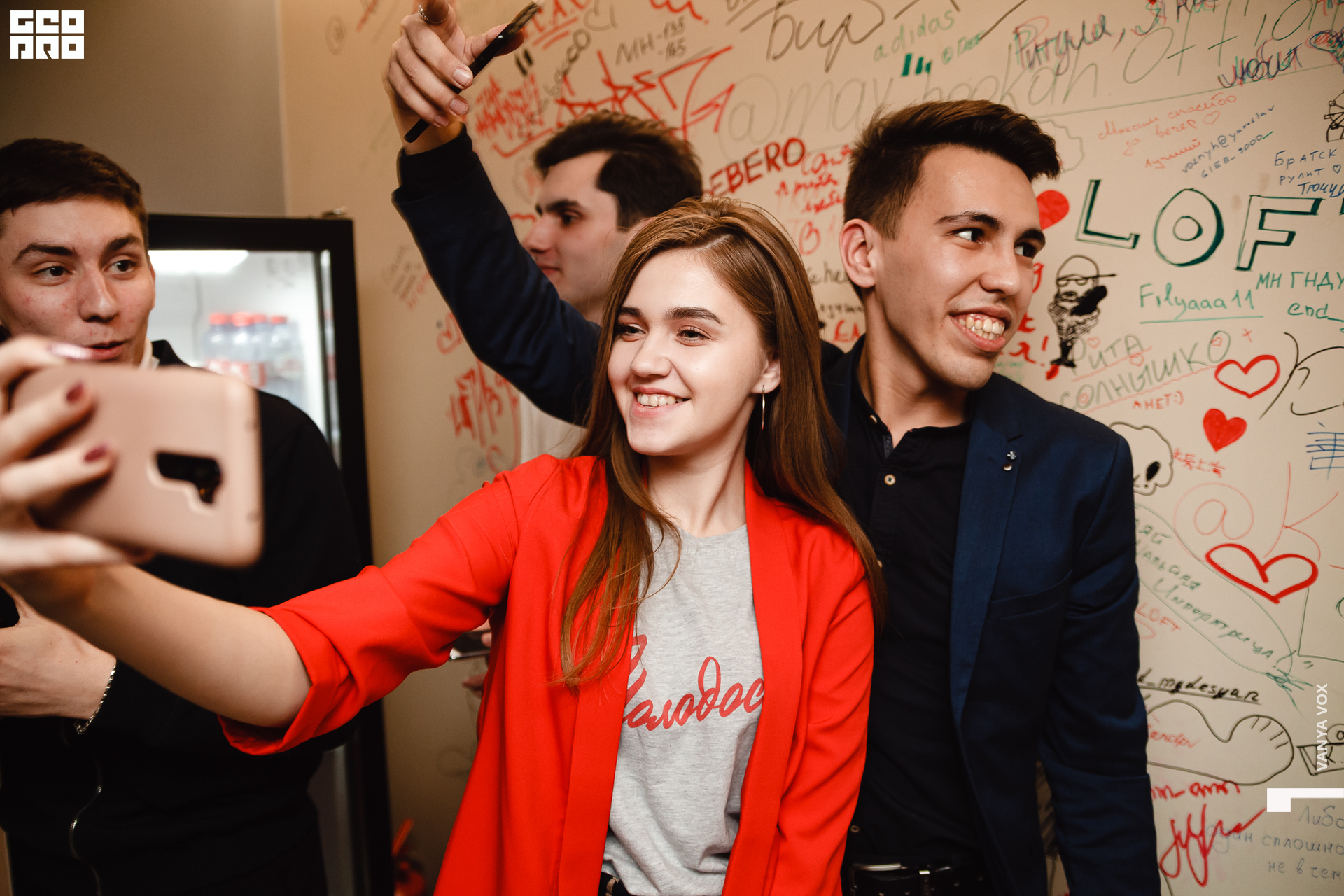 2020-02-22 22-00-00_vox_100.jpg