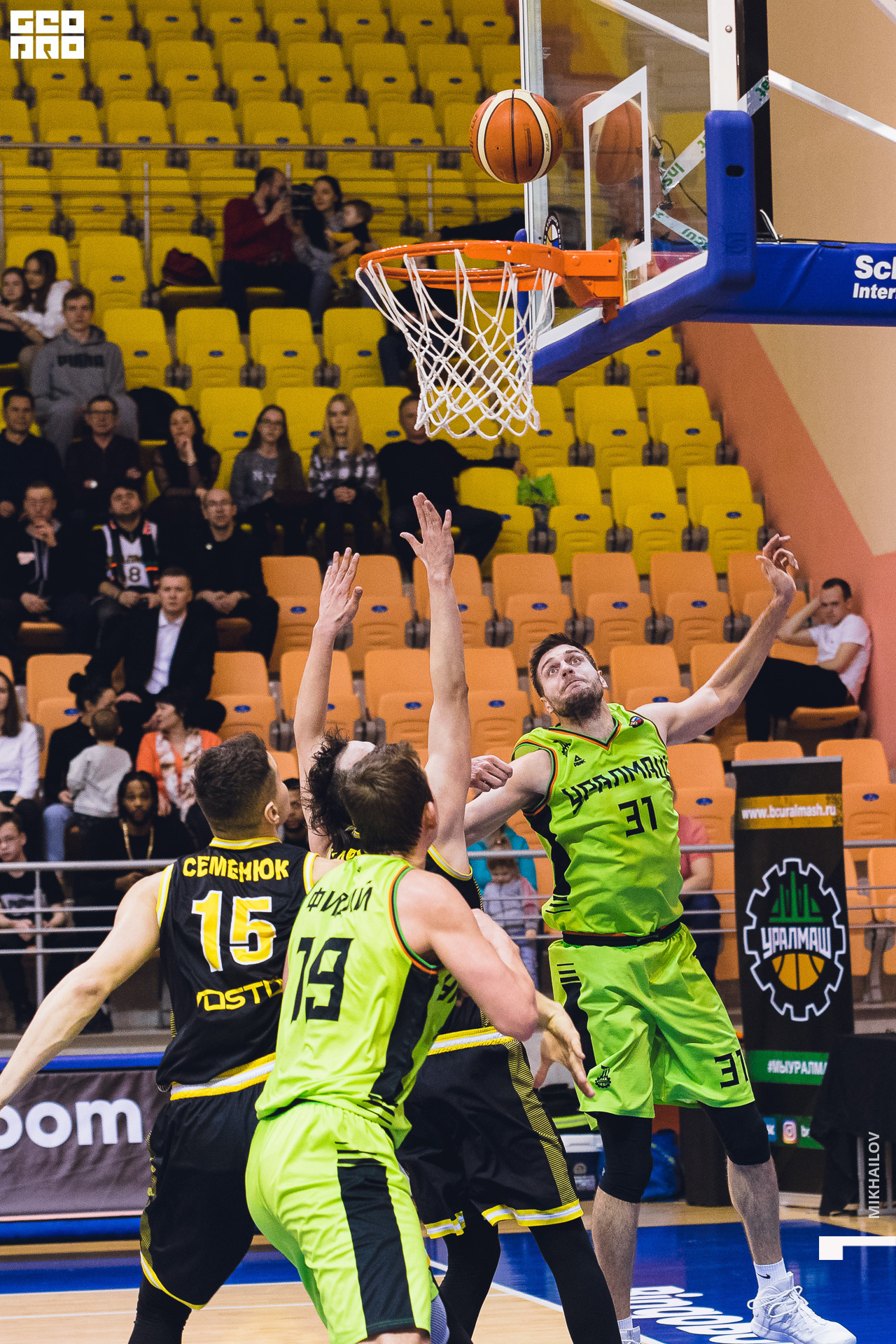 100-29-02-2020-15-28-29.02.20 - Уралмаш - Михайлов - 1920.jpg