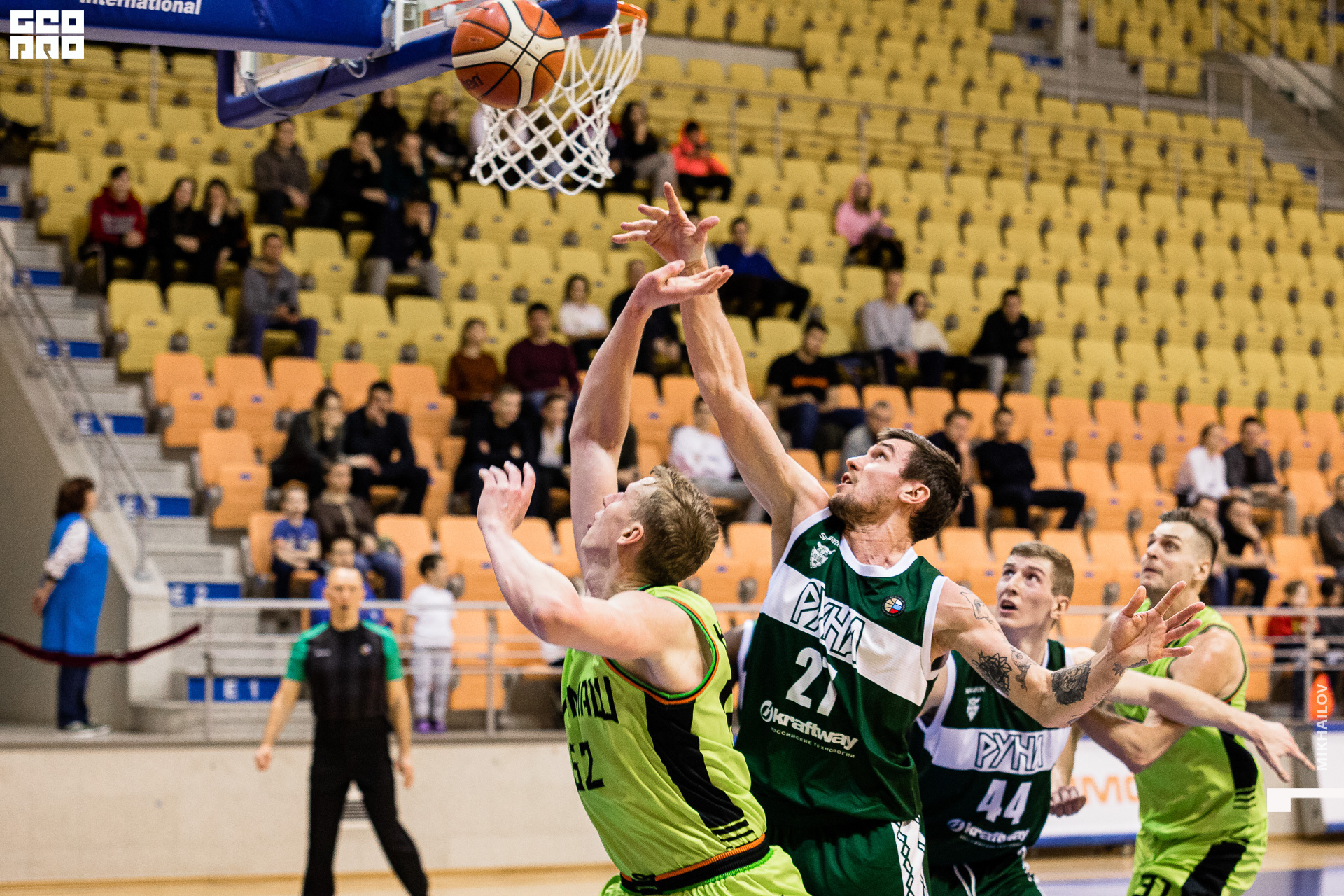 095-04-03-2020-19-30-04.03.20 - Уралмаш - Михайлов - 1920.jpg