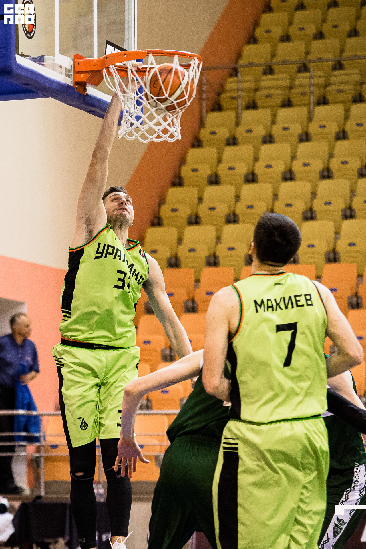 120-04-03-2020-19-59-04.03.20 - Уралмаш - Михайлов - 1920.jpg