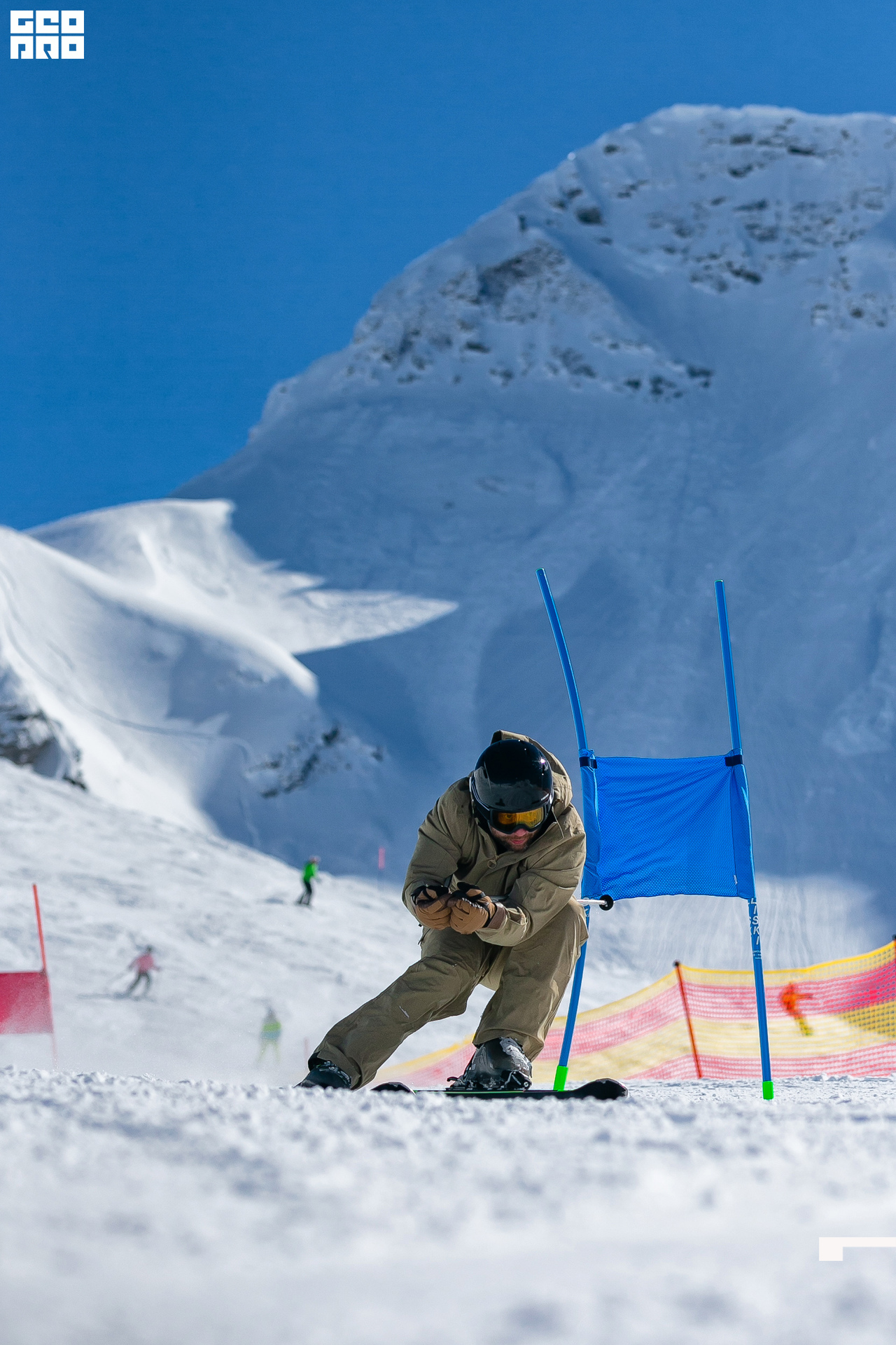 AI2V7519-48 копия.jpg