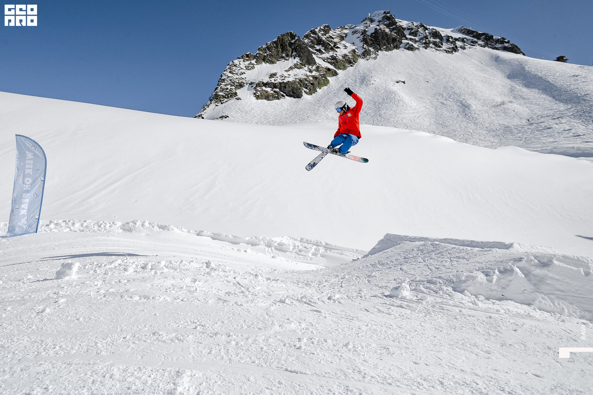 AI2V8397-59 копия.jpg