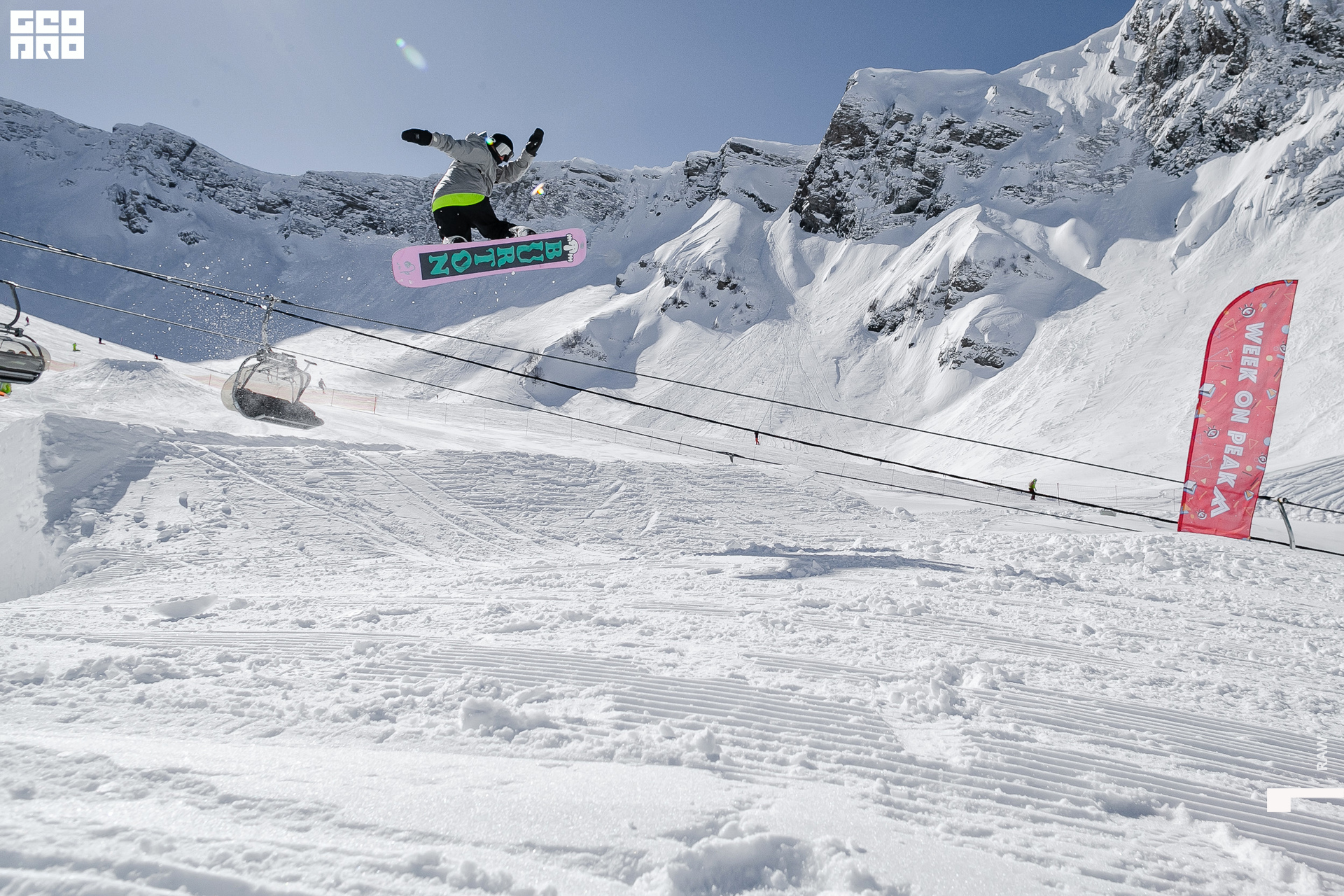 AI2V8566-74 копия.jpg