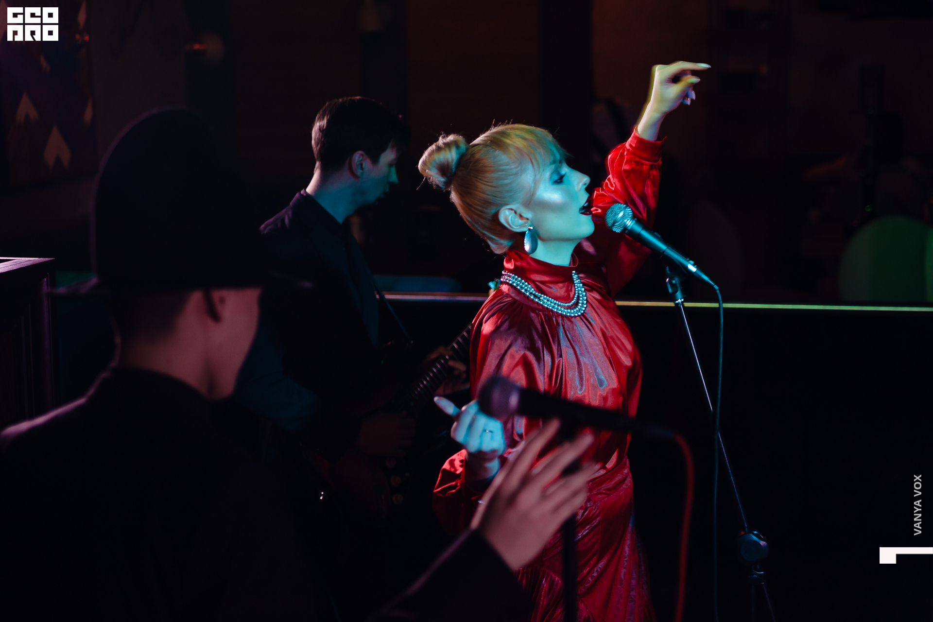 2020-03-08 21-00-00_vox_033.jpg