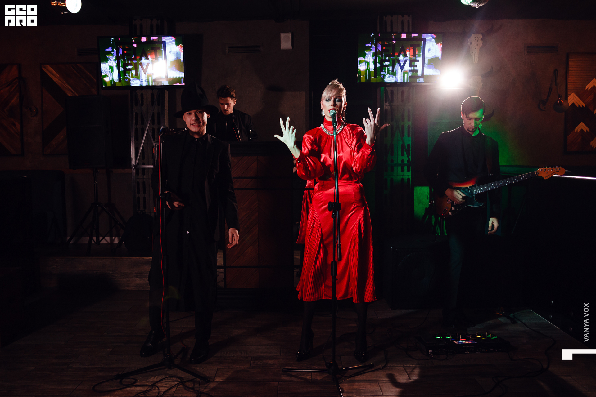 2020-03-08 21-00-00_vox_039.jpg