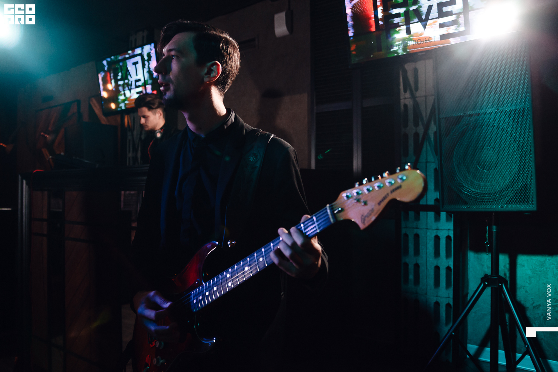 2020-03-08 21-00-00_vox_043.jpg