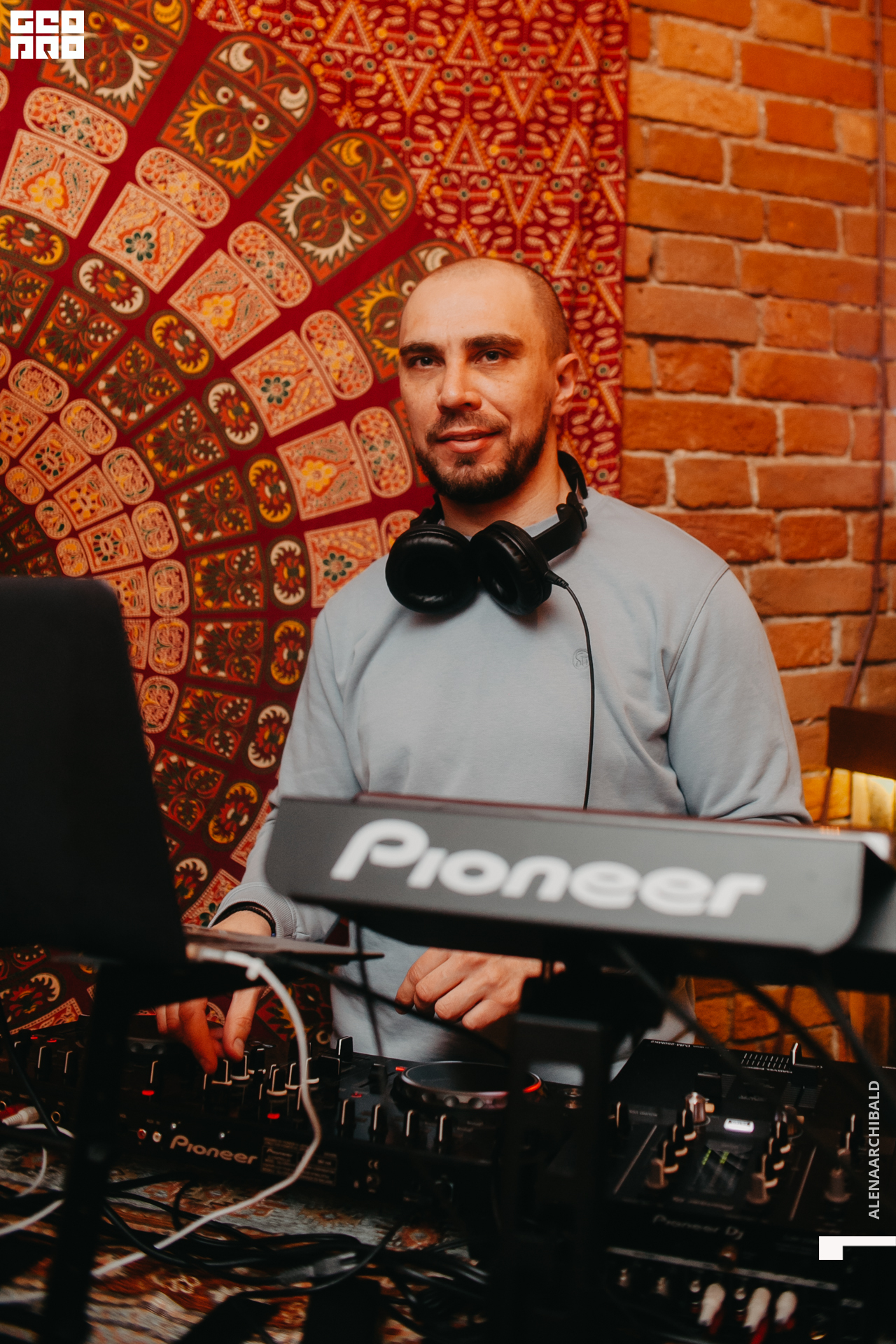 2020-03-08 20-00-07_alenaarchibald_0065.JPG