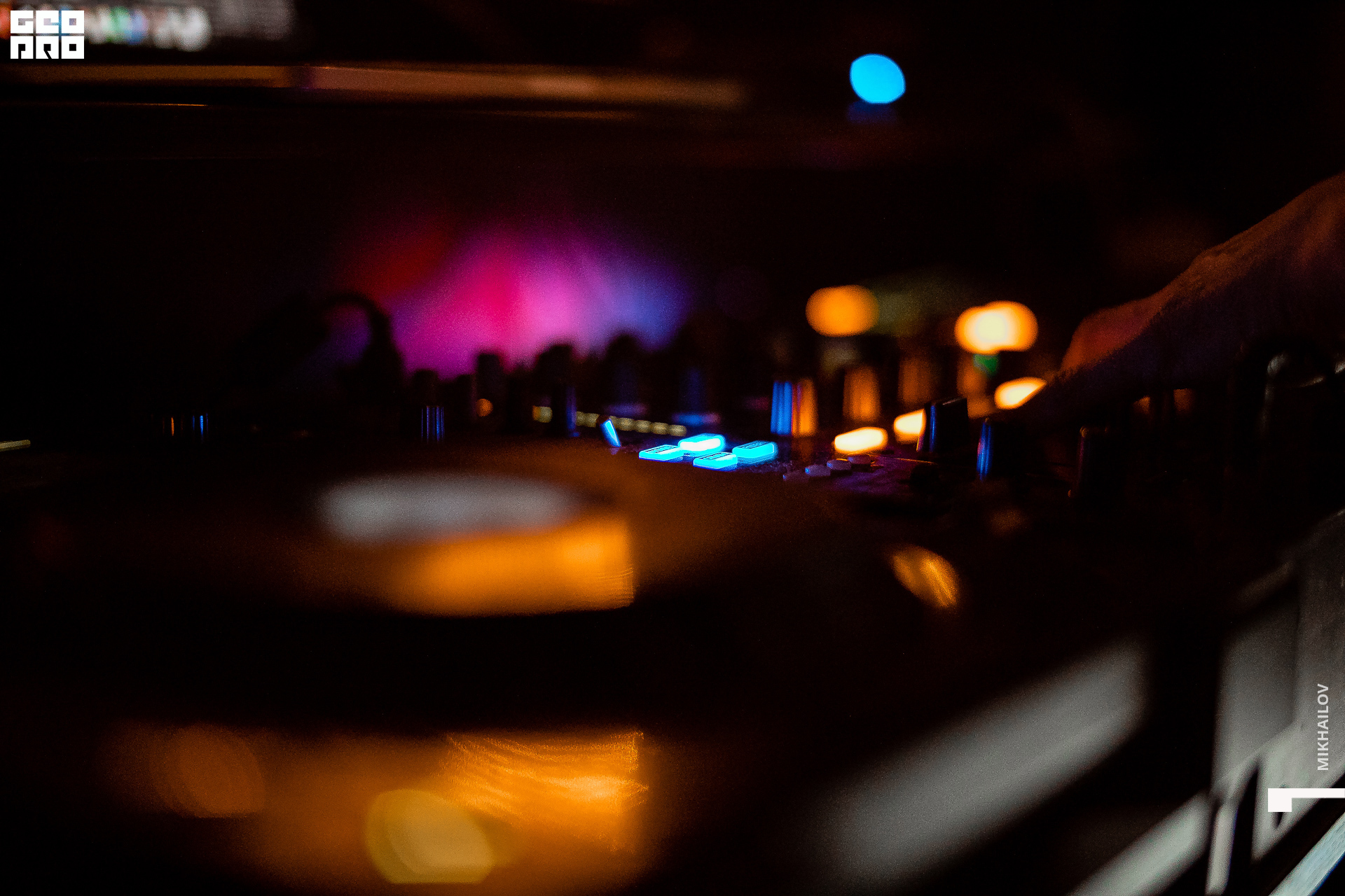 102-14-03-2020-01-18-13.03.20 - The Optimist - Mikhailov - 1920.jpg