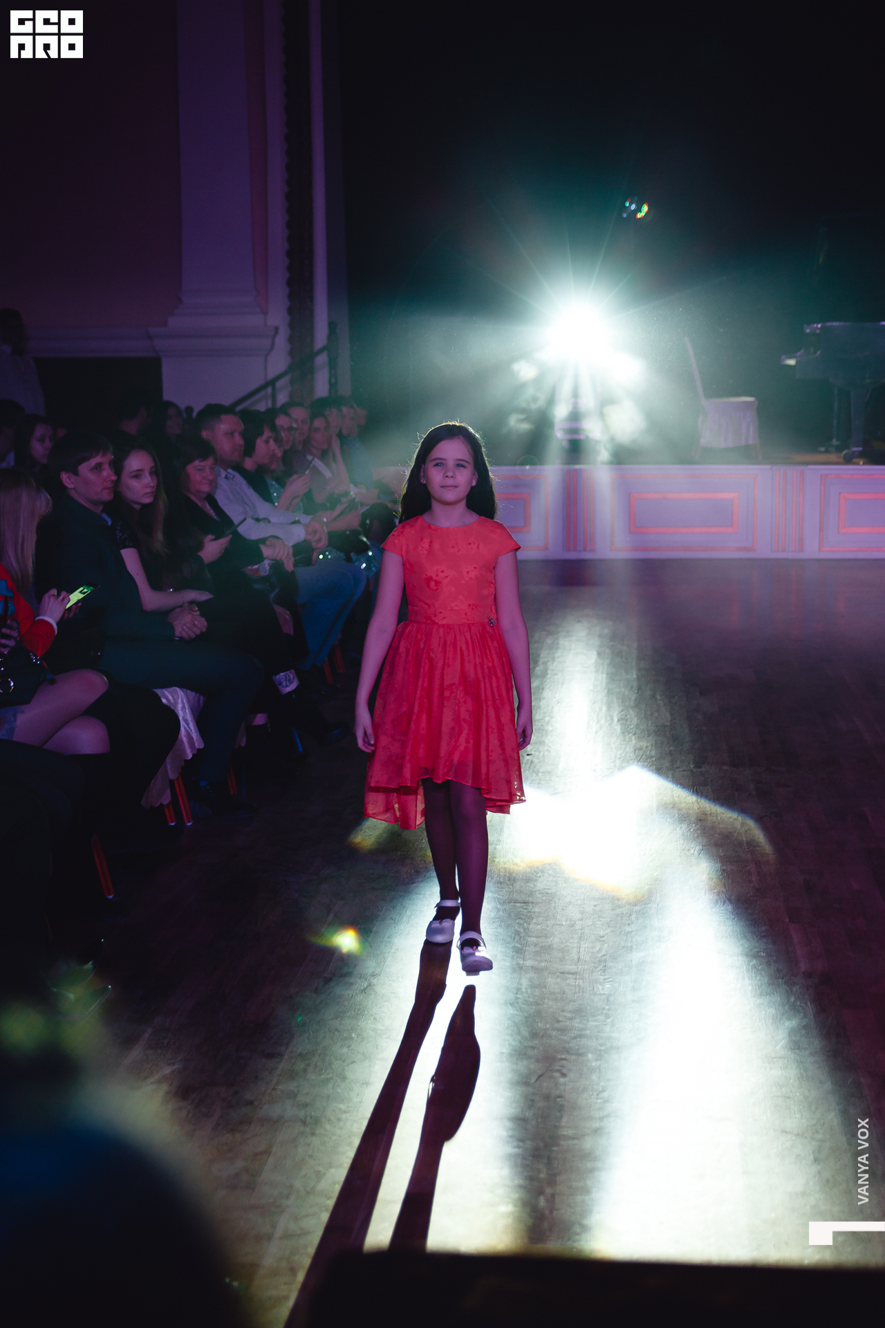 2020-03-14 18-30-00_vox_006.jpg