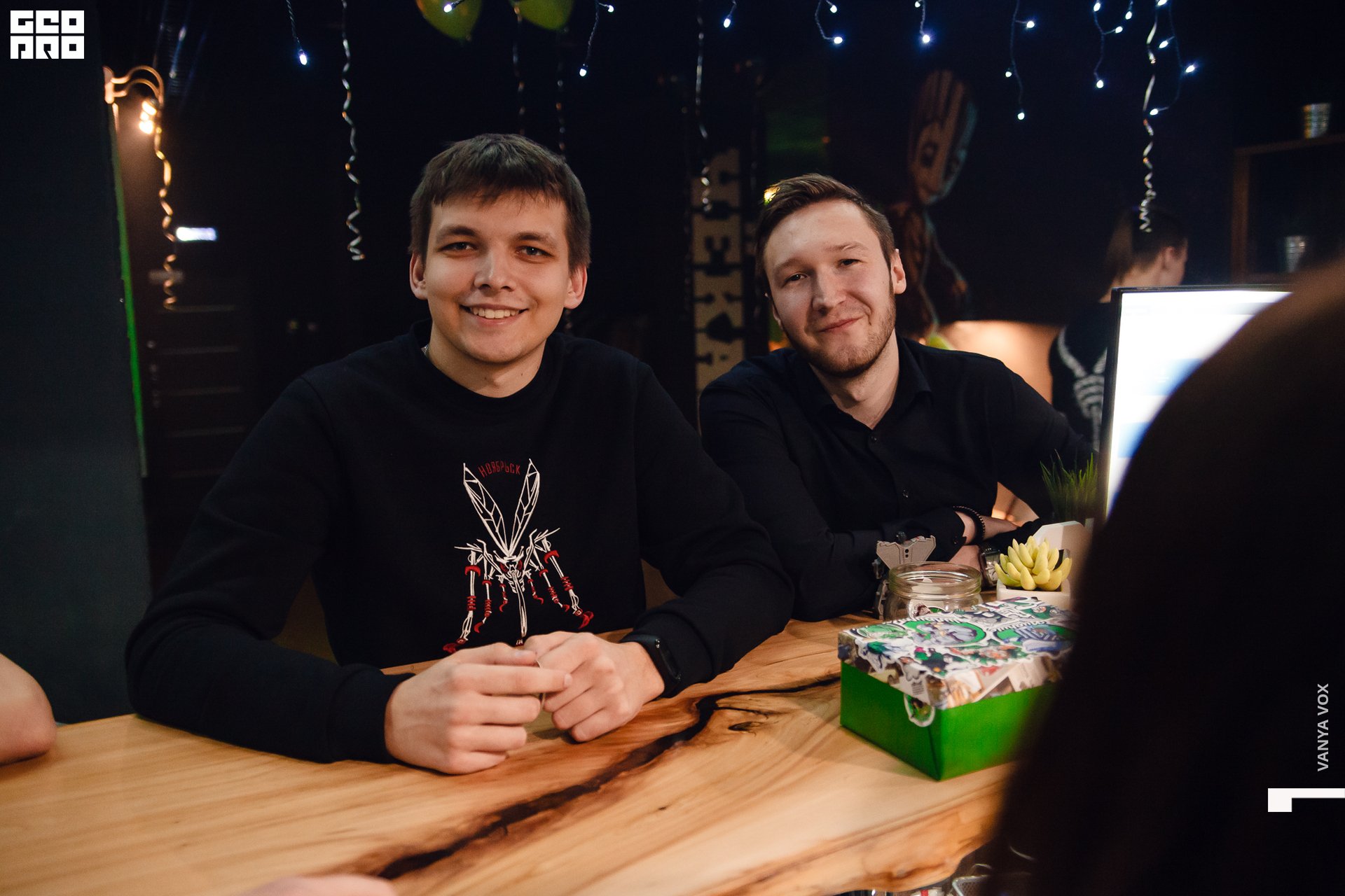 2020-03-14 21-30-00_vox_010.jpg