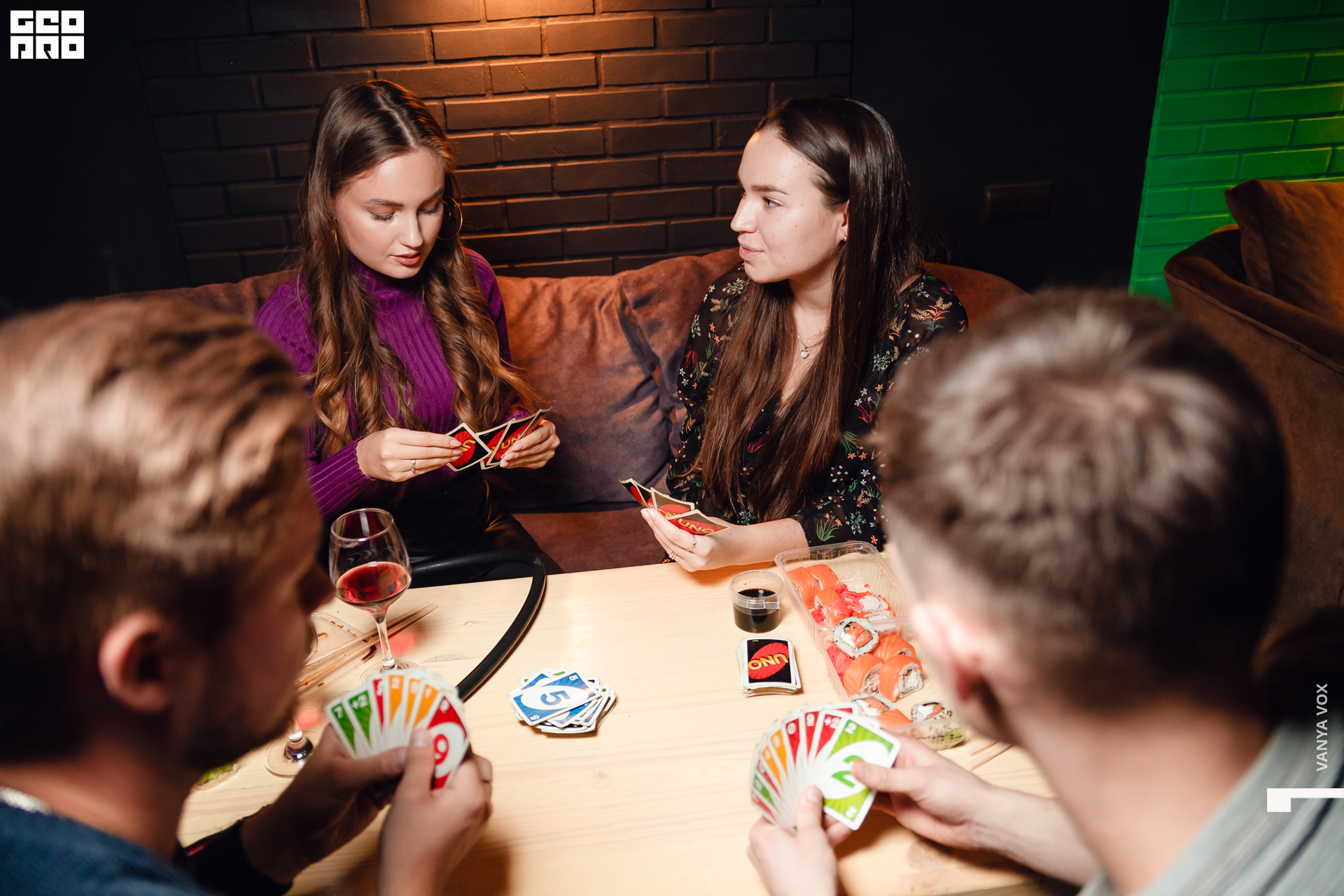 2020-03-14 21-30-00_vox_049.jpg