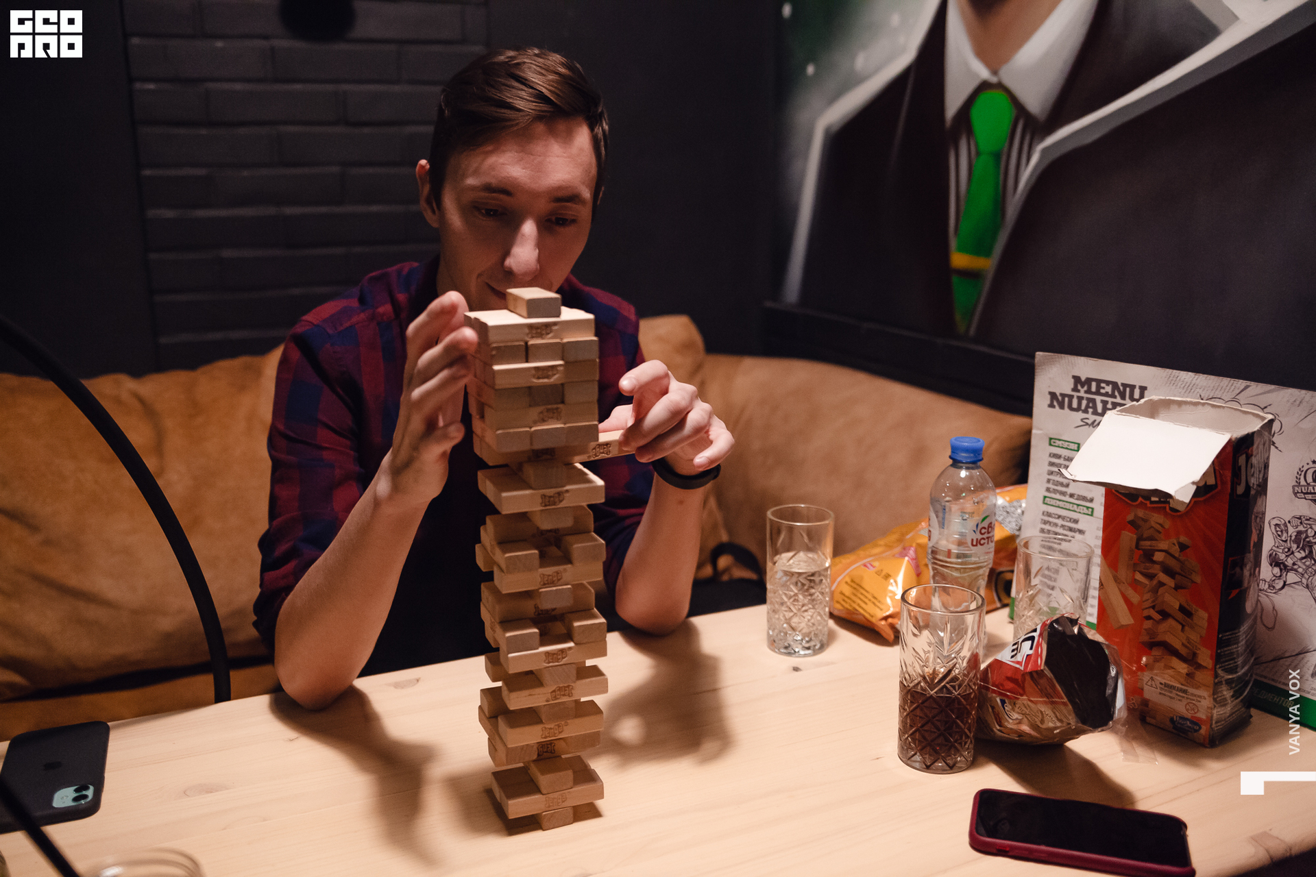 2020-03-14 21-30-00_vox_119.jpg