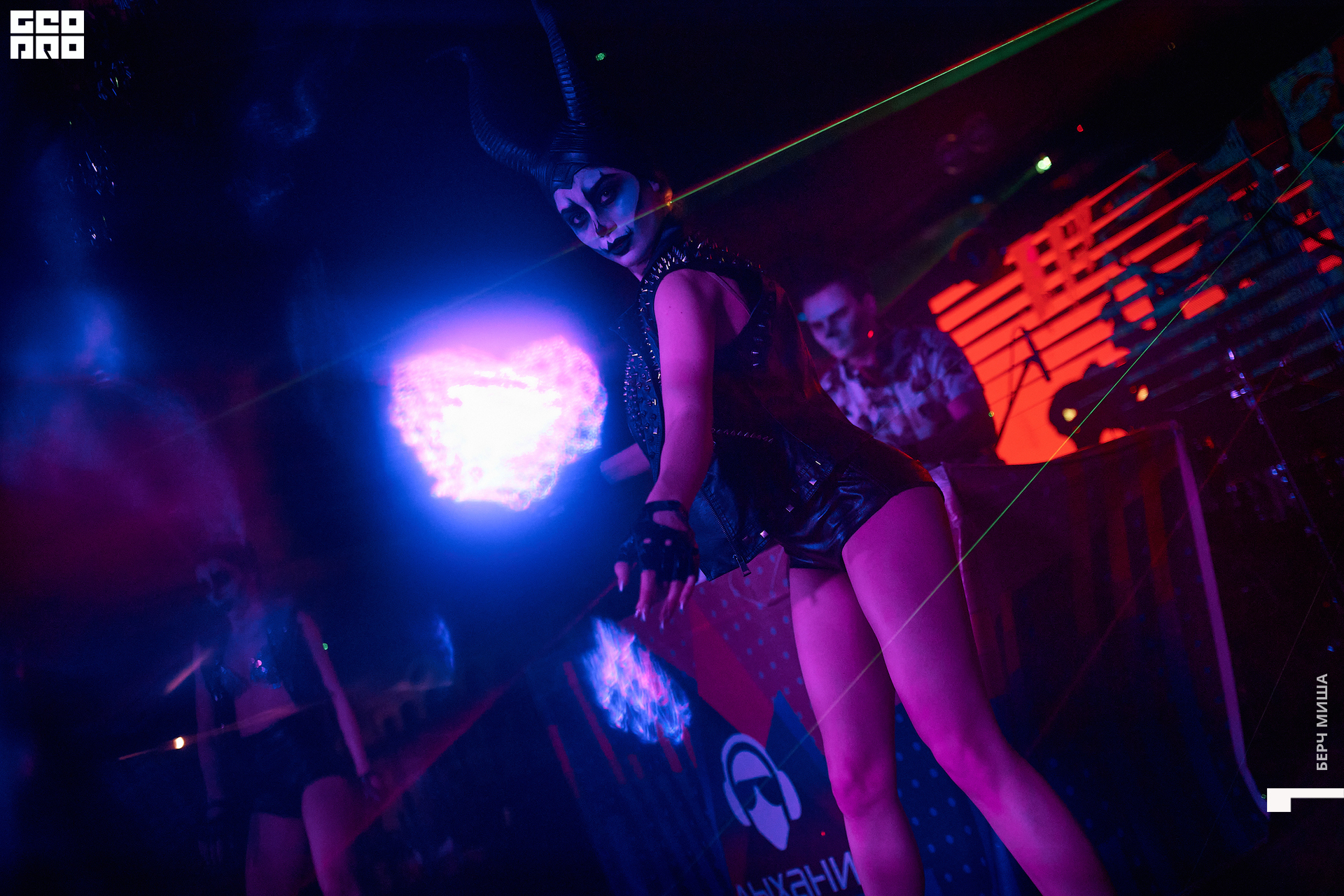 @misha.byorch 0049.jpg