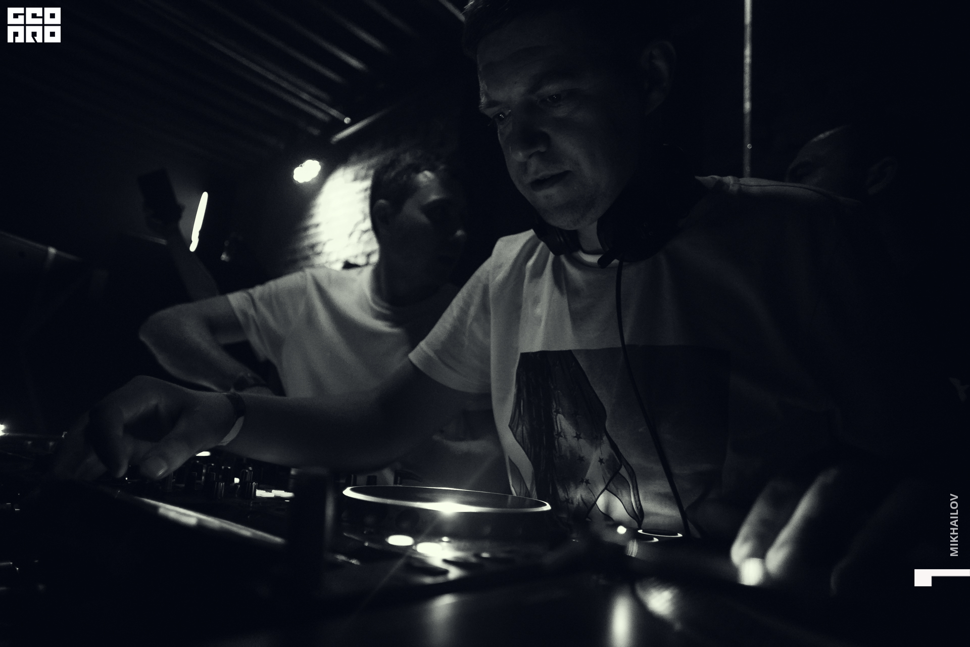 047-06-09-2020-02-12- Flashback - Mikhalov - 1920.jpg