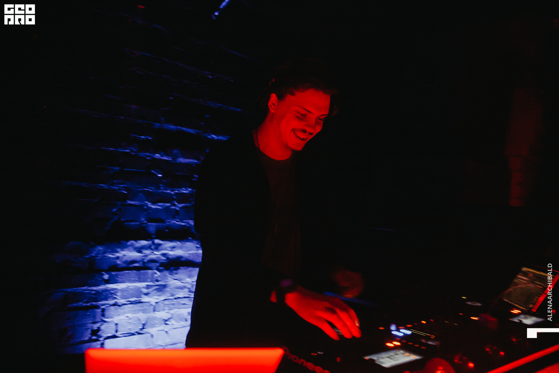 2020-09-12 01-01-04_alenaarchibald_0004.jpg