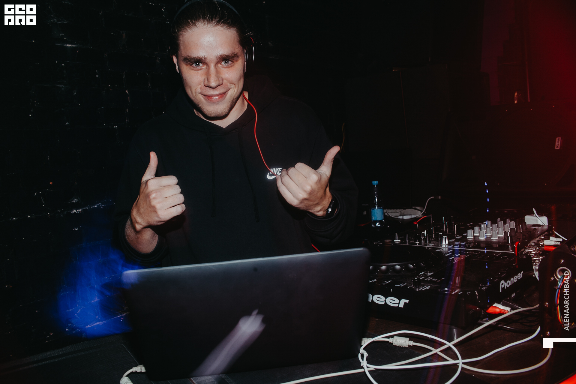 2020-09-12 01-01-04_alenaarchibald_0028.jpg