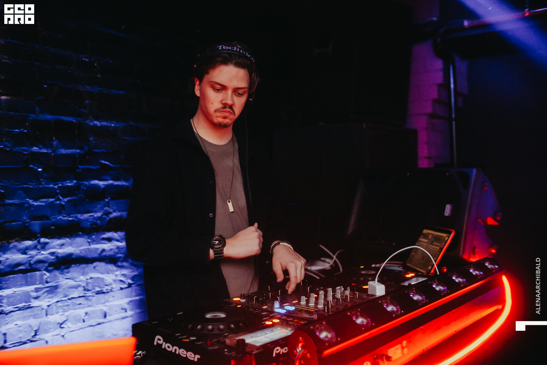 2020-09-12 01-01-04_alenaarchibald_0044.jpg