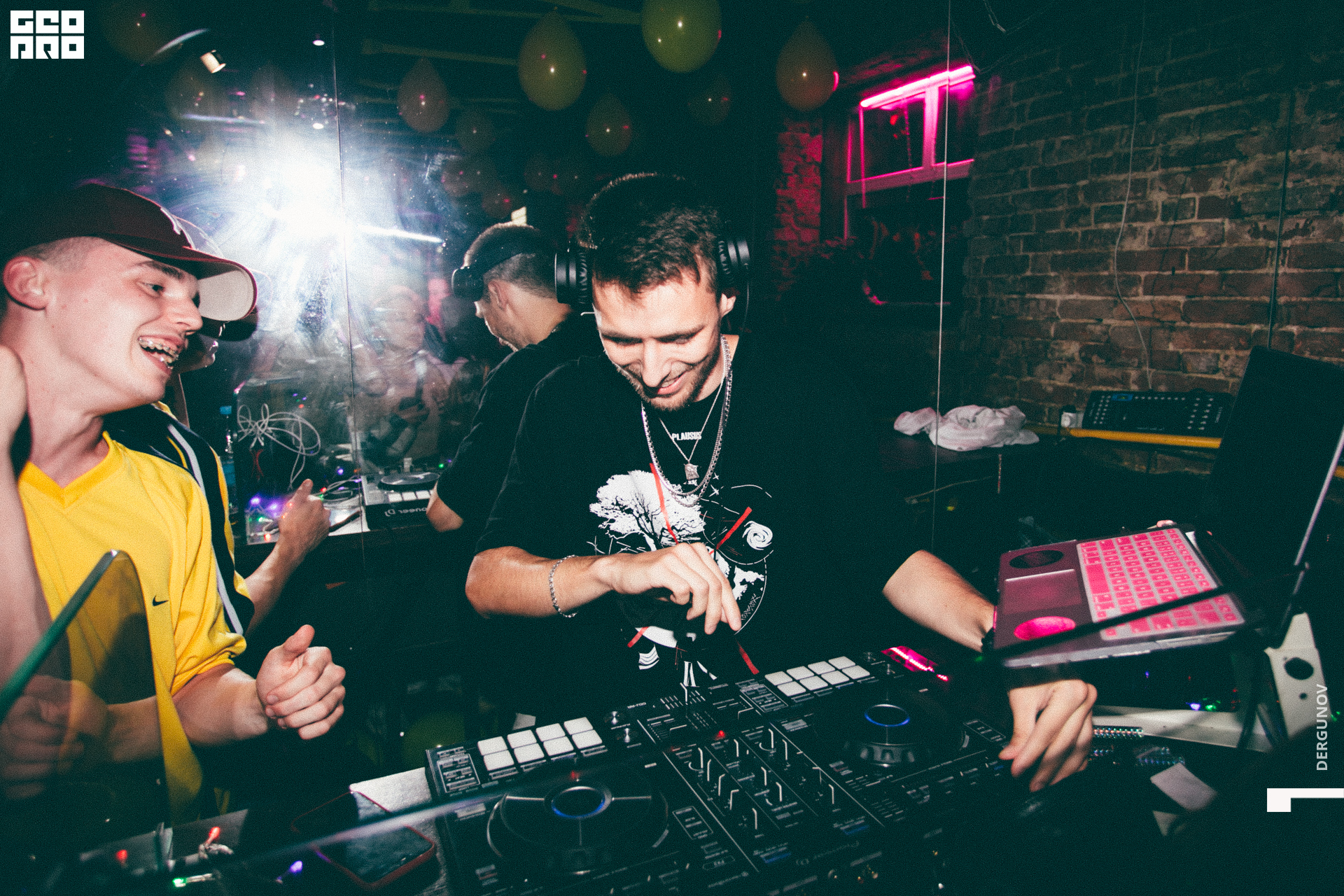 2020-09-26 01-38-53IMG_9636.jpg