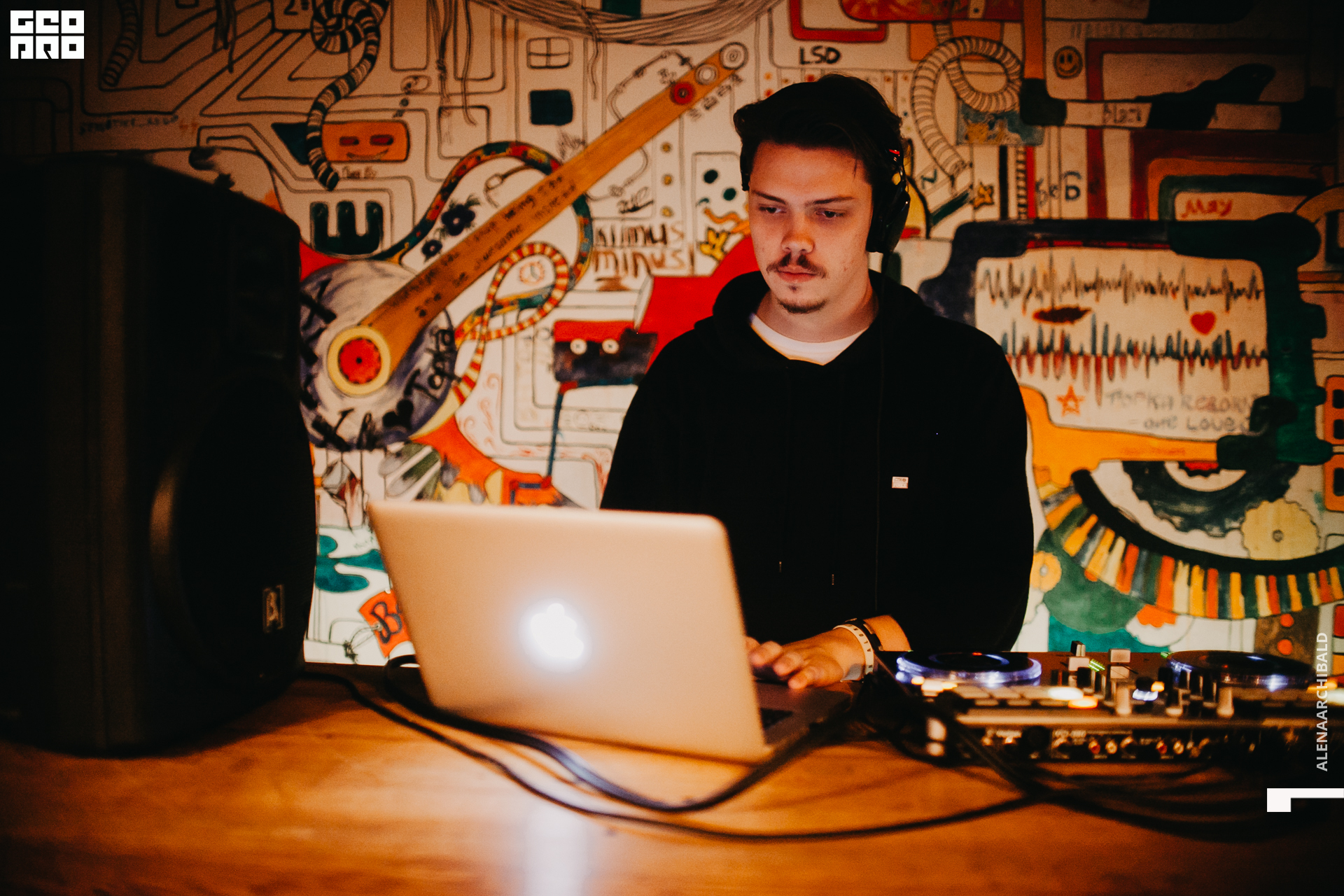 2020-09-23 21-00-27_alenaarchibald_031.jpg