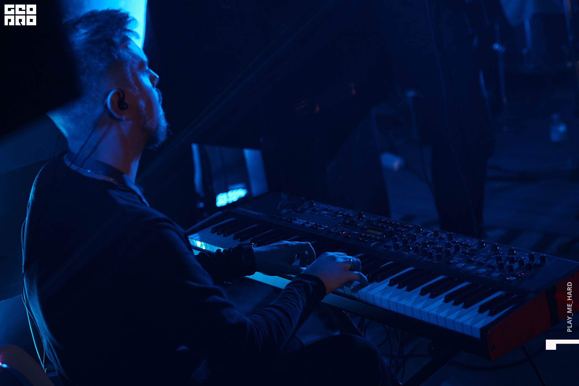 Этажи2день  320 1.jpg