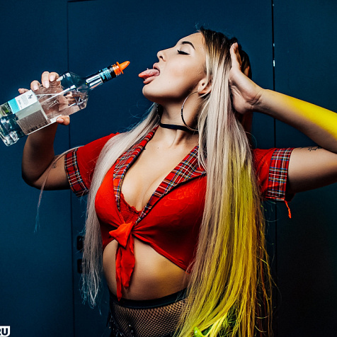 ЖЕНСКАЯ НОЧЬ