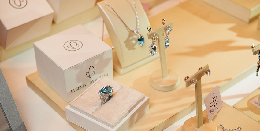 Показ Евгении Дягилевой