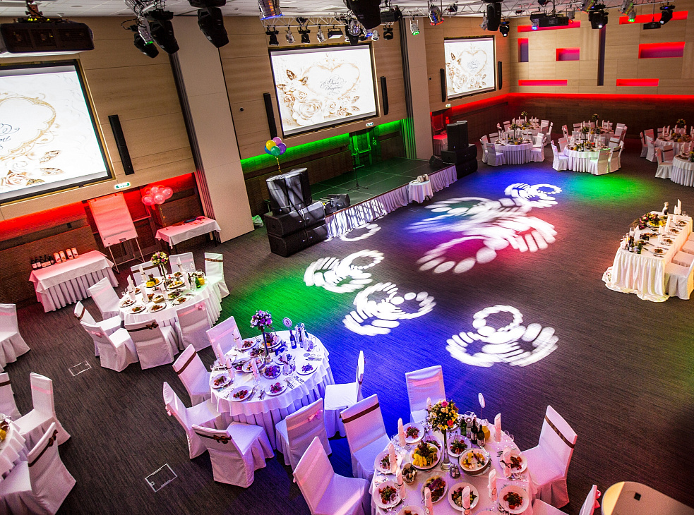 Конференц-центр "Volga Hall"