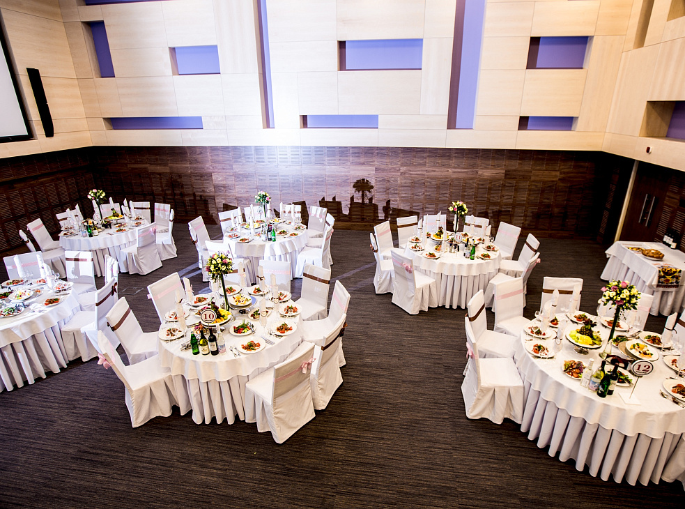 Конференц-центр "Volga Hall"