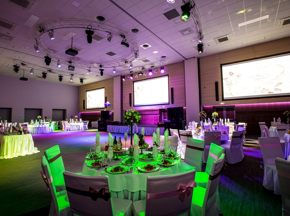 Конференц-центр "Volga Hall"