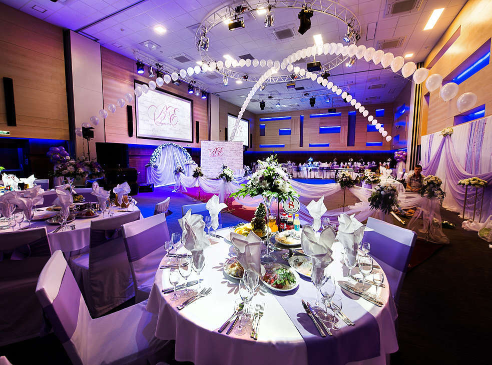 Конференц-центр "Volga Hall"