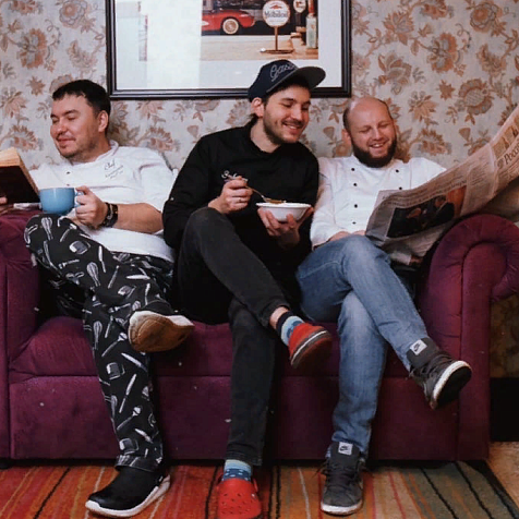 Воскресный ужин от трёх шефов в United