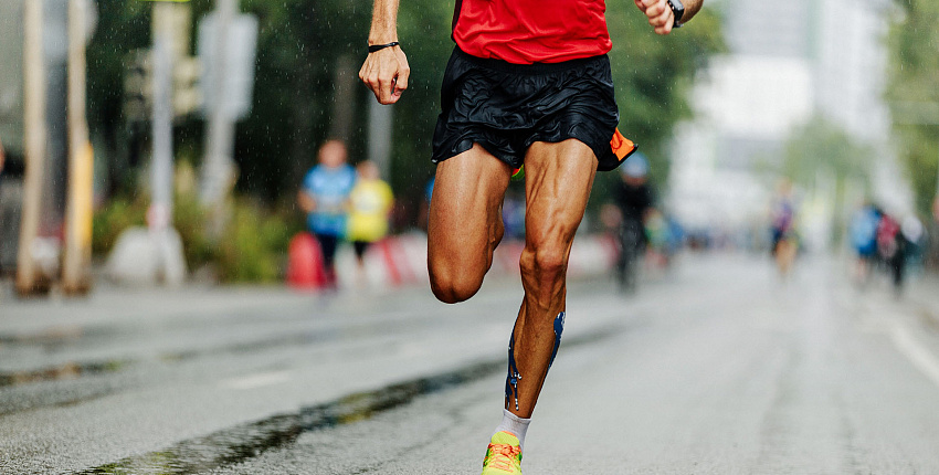 100 км вокруг кровати пробежал спортсмен из Владивостока 