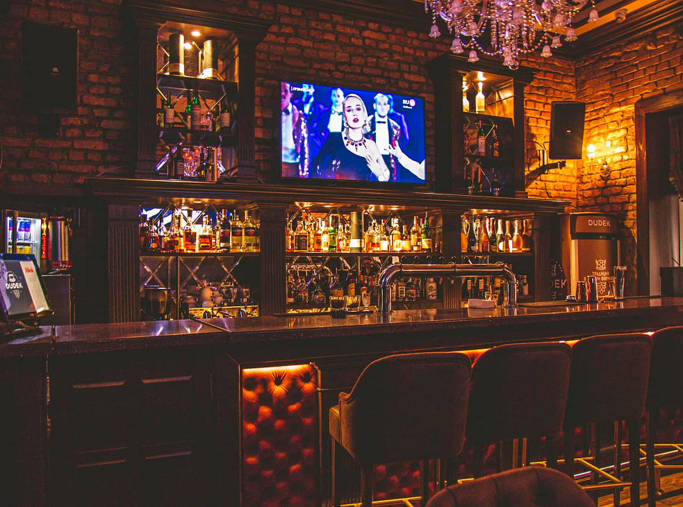 Dudek Restaurant & Bar