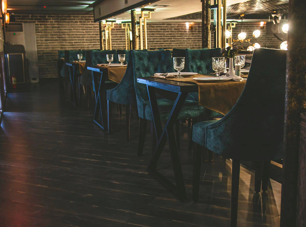 Dudek Restaurant & Bar