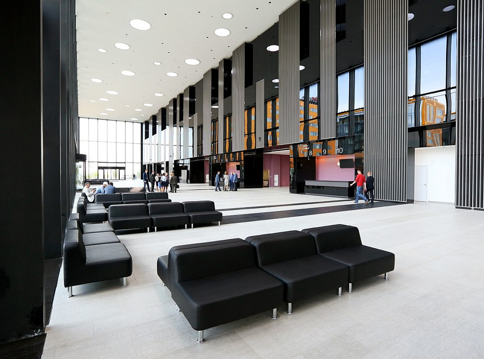 Выставочный комплекс "ЛенЭкспо"