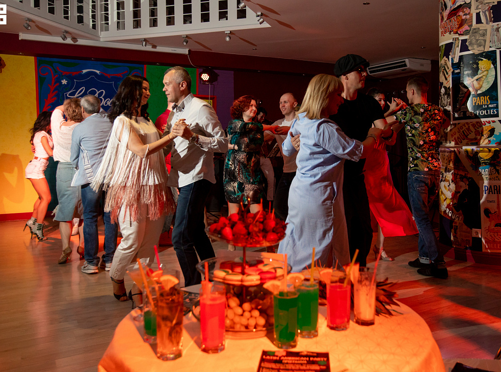 Танцевальный клуб "La Boca"