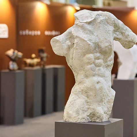 МЕЖДУНАРОДНАЯ ВЫСТАВКА ИСКУССТВ