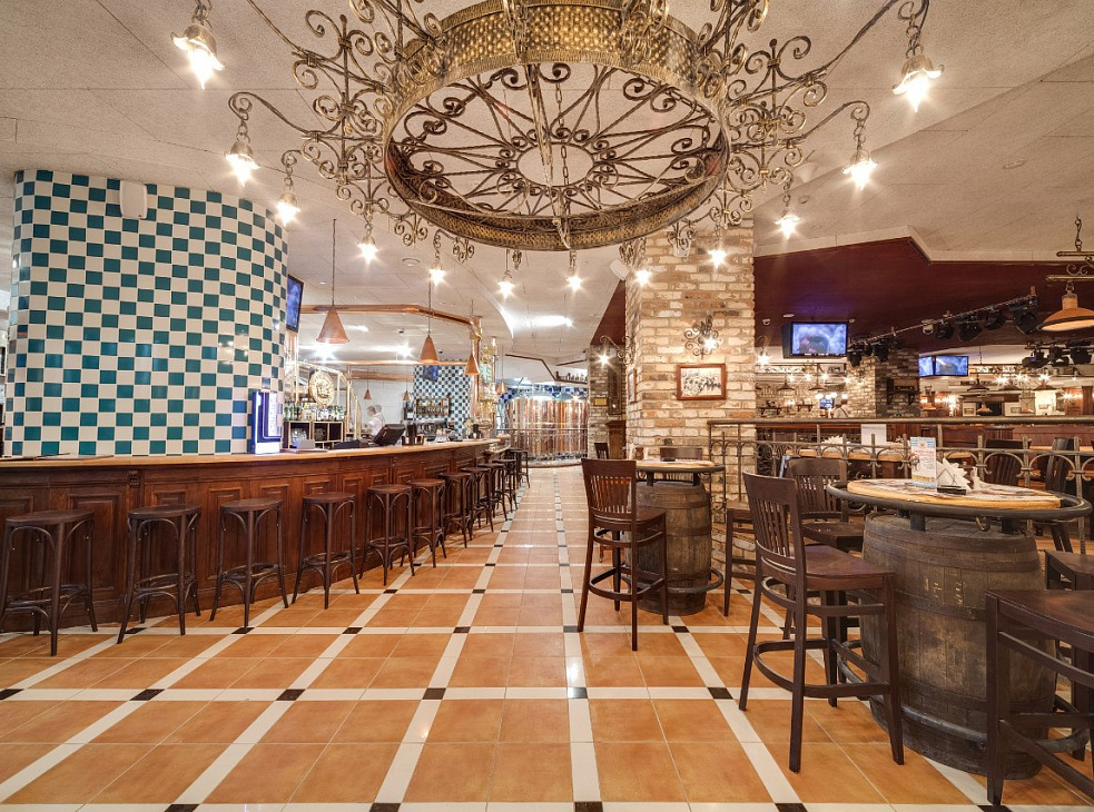 Максимилианс, Екатеринбург