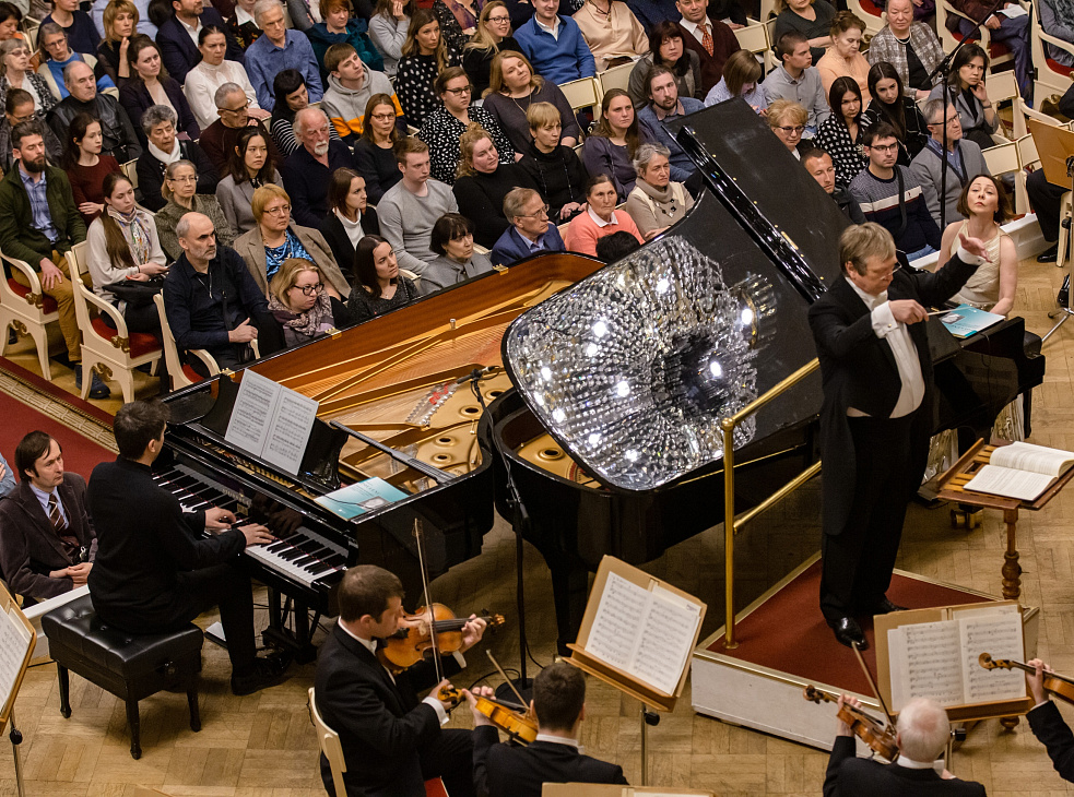 Большой зал филармонии им. Д. Д. Шостаковича