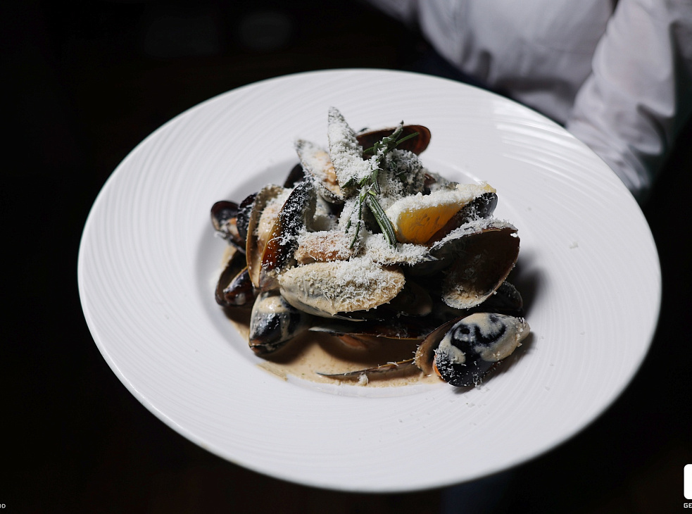 РЕСТОБАР "VODA"