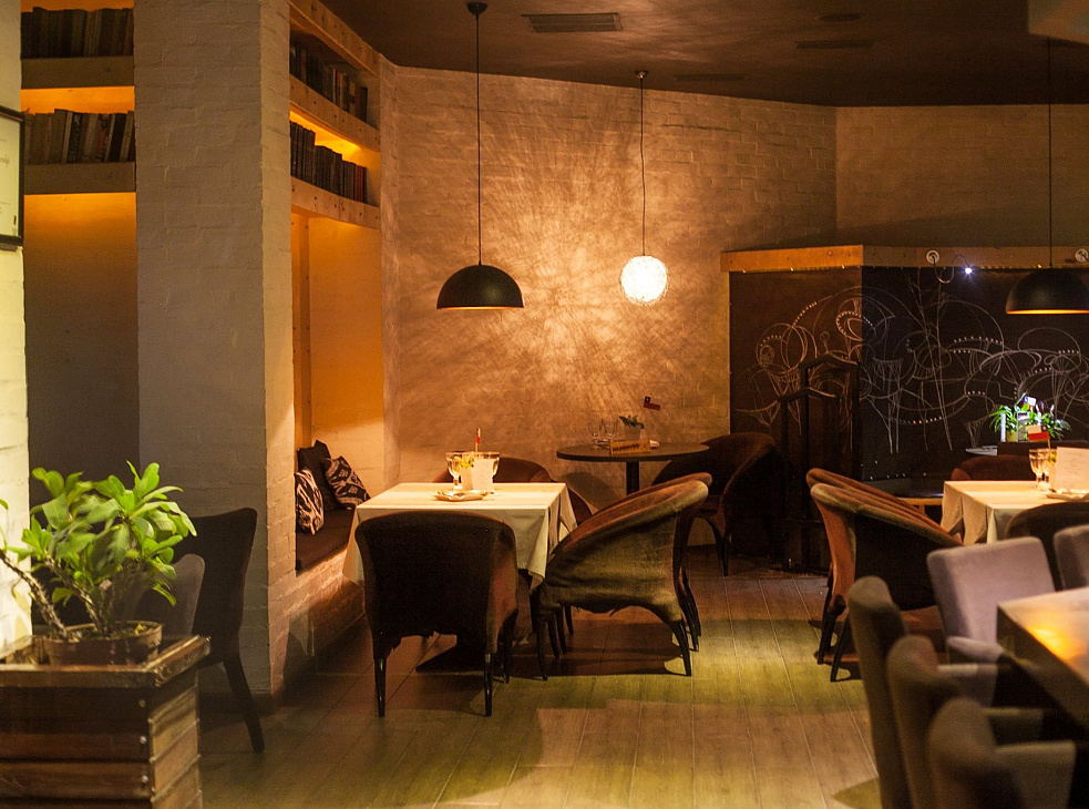 SILK 96 COFFEE & WINE